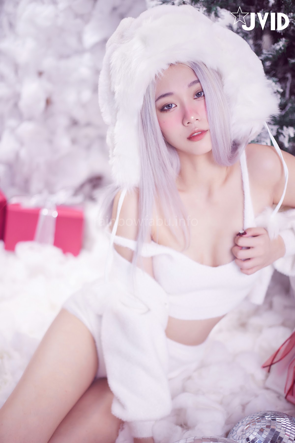 [JVID] Verna – 性感的愛死寂寞人雪女Verna陪你度過聖誕寒冬 - P94