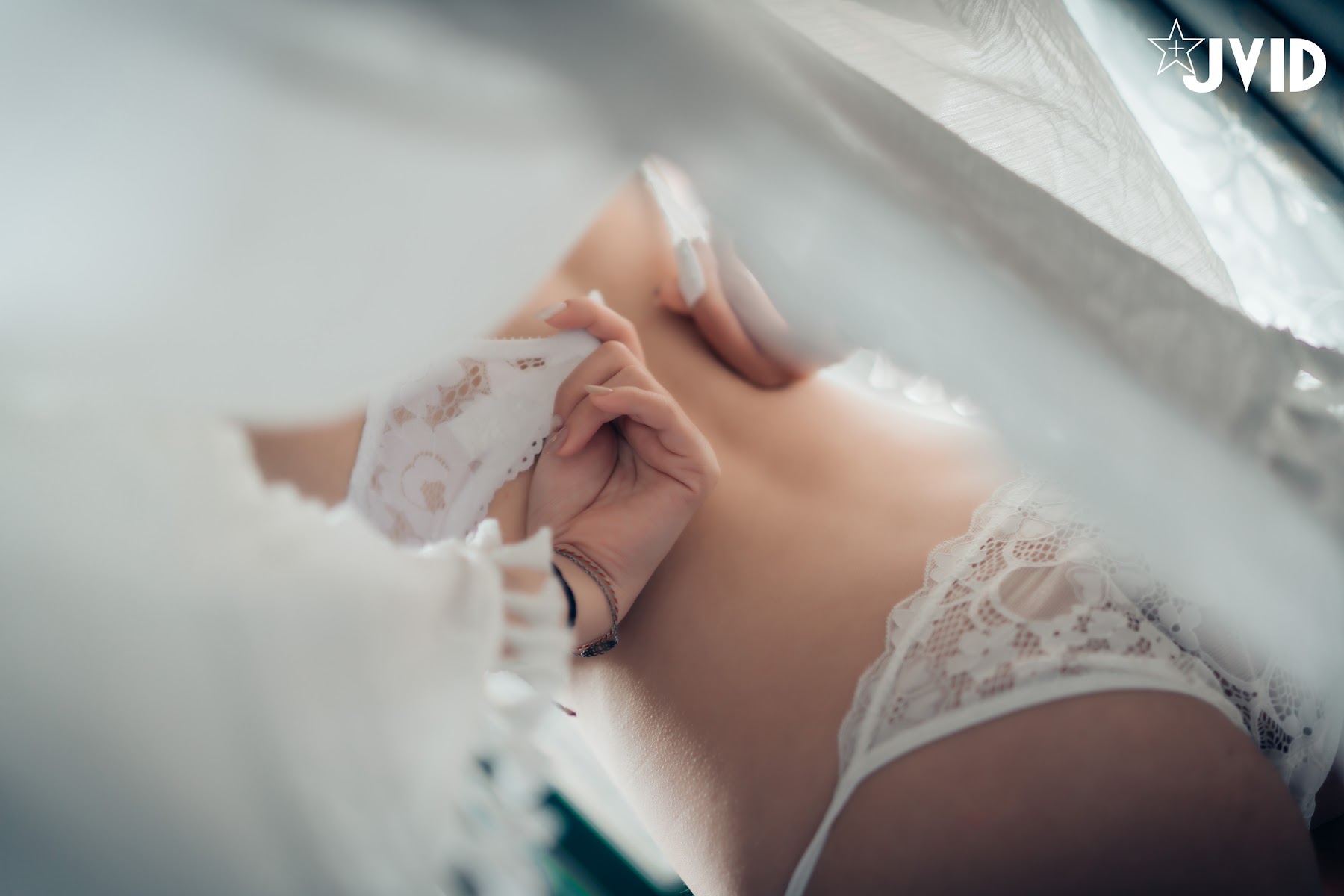 [JVID] 果寶寶 – 與巨乳女友果寶寶開房間的全裸無碼寫真 - P84