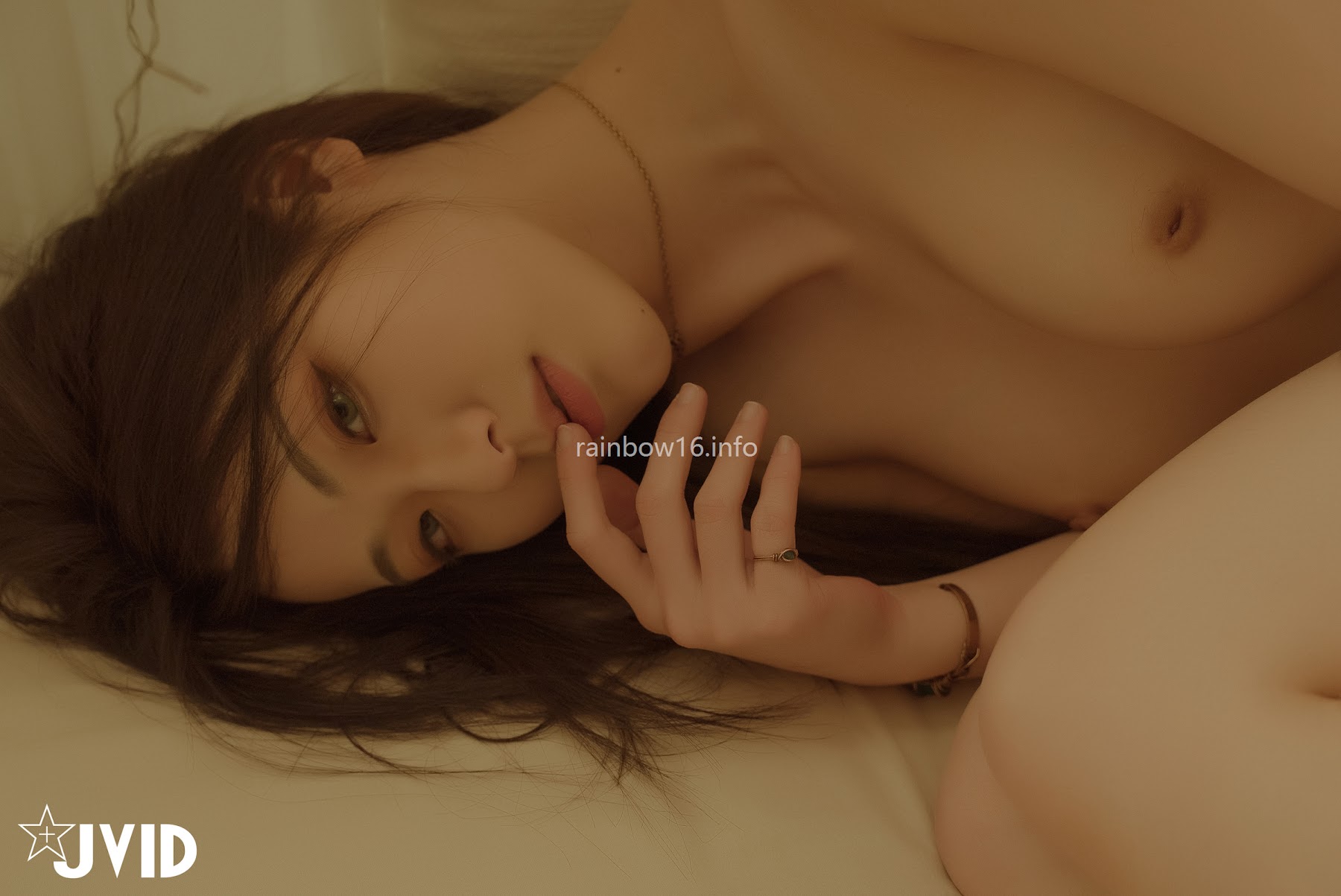 [JVID] 阿黎 – 『全裸露點』最初的小美好，唯美系空靈女孩-阿瓈 - P45