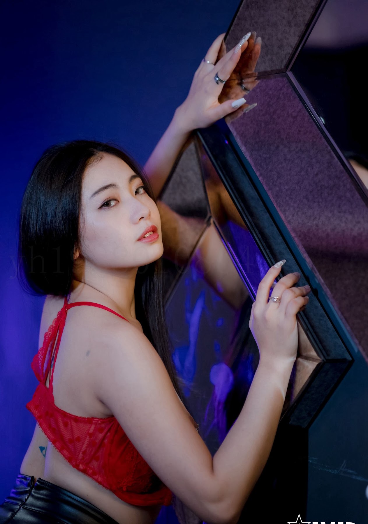 [JVID] 夏暮光 – 極度誘惑女特工夏暮光性感尤物 - P99