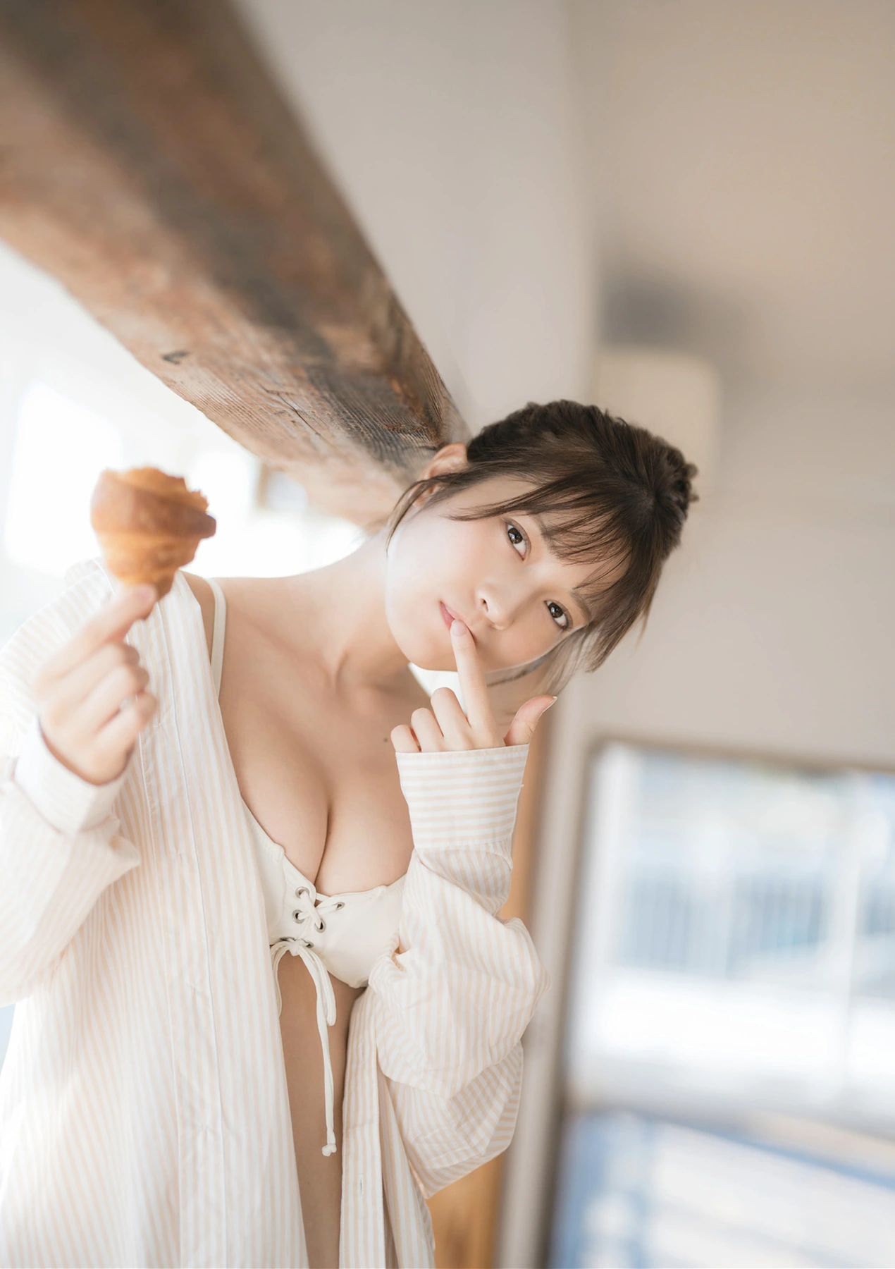 Nanako Kurosaki 黒嵜菜々子, BUBKAデジタル写真集 2025.08.14 200ページ超特装版 - P24