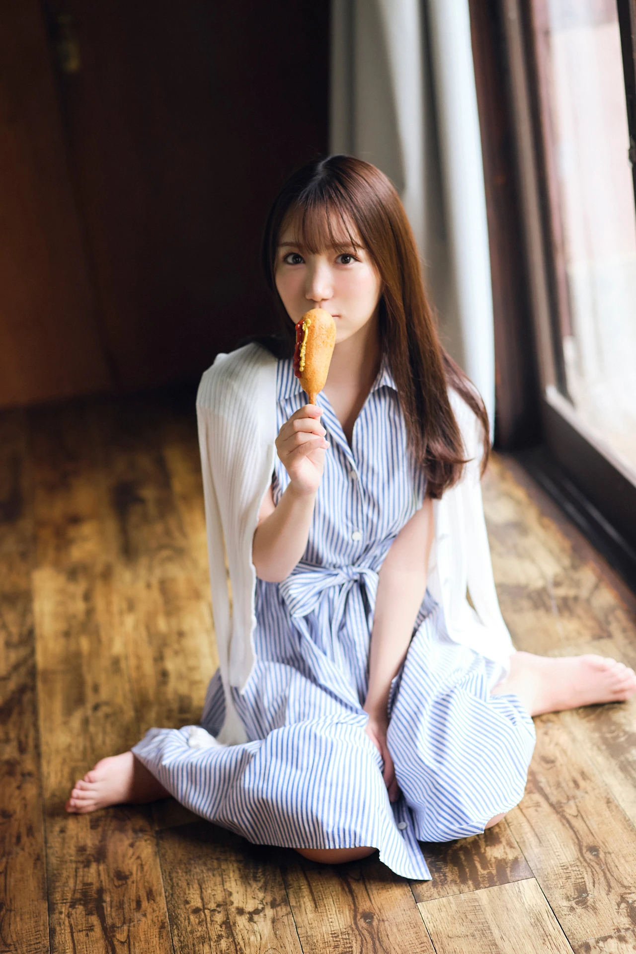 Marin Mita 三田真鈴, FLASHデジタル写真集 「見たらダメ」 - P6