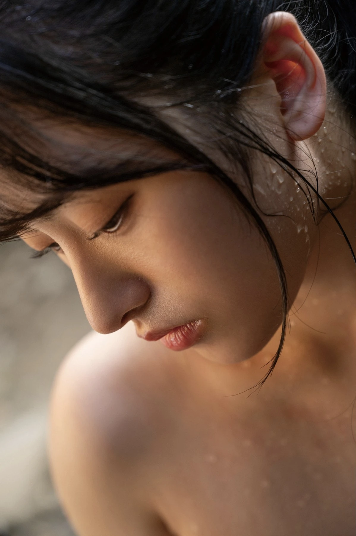 Nanami Nakamori 中森ななみ, Prestige 写真集 「36.9℃」 - P25