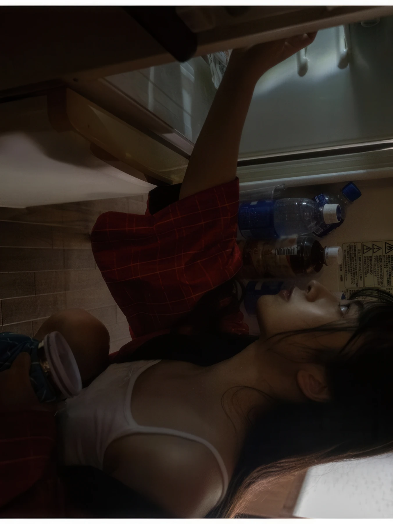 Nanami Nakamori 中森ななみ, Prestige 写真集 「36.9℃」 - P42