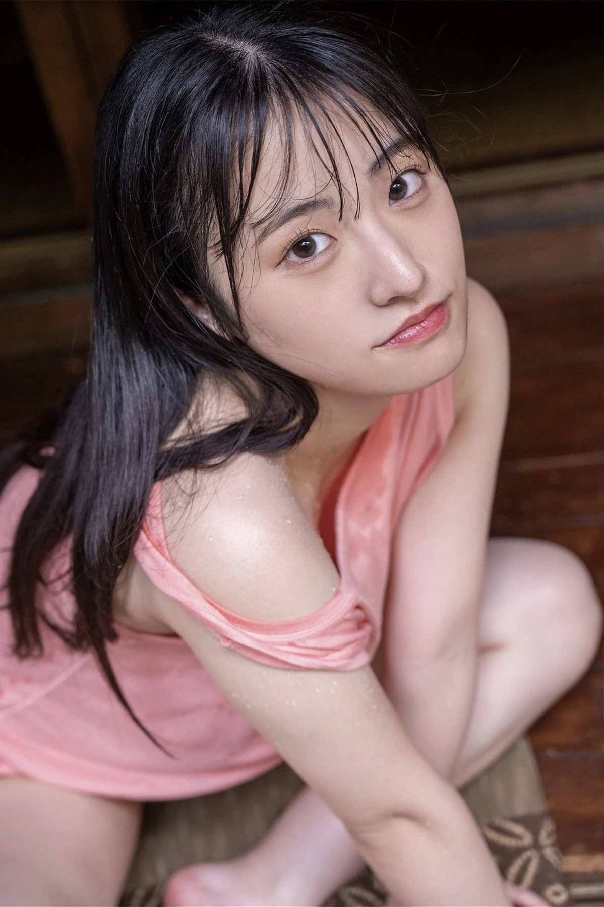 Nanami Nakamori 中森ななみ, Prestige 写真集 「36.9℃」 - P46