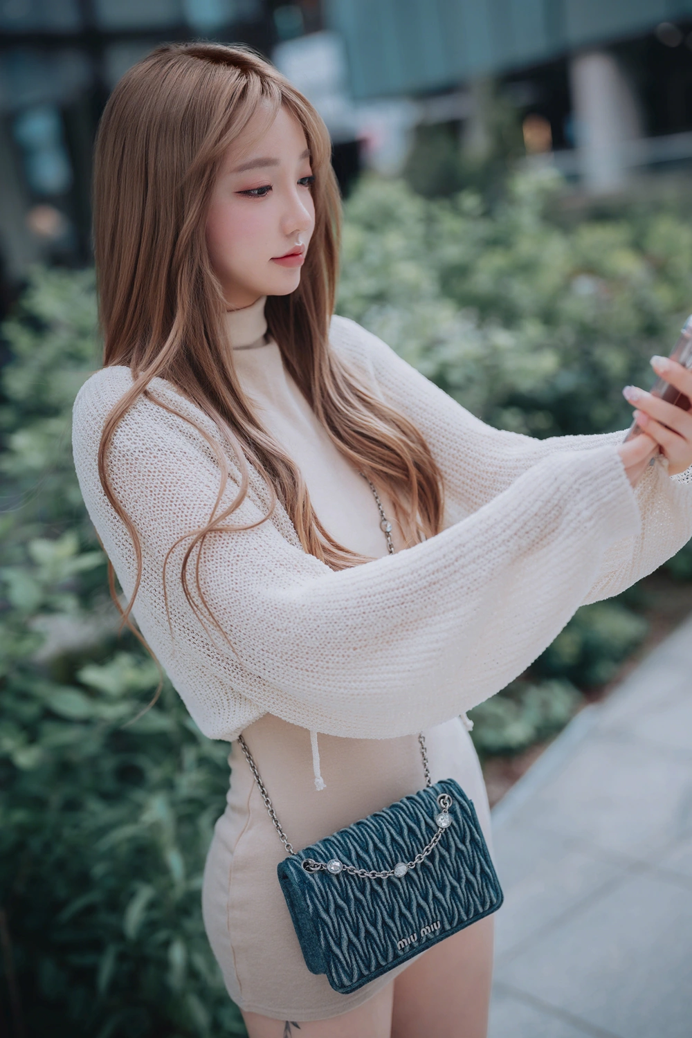Son Yeeun 손예은, DJAWA 「Happy Solo Birthday」 Set.01 - P4