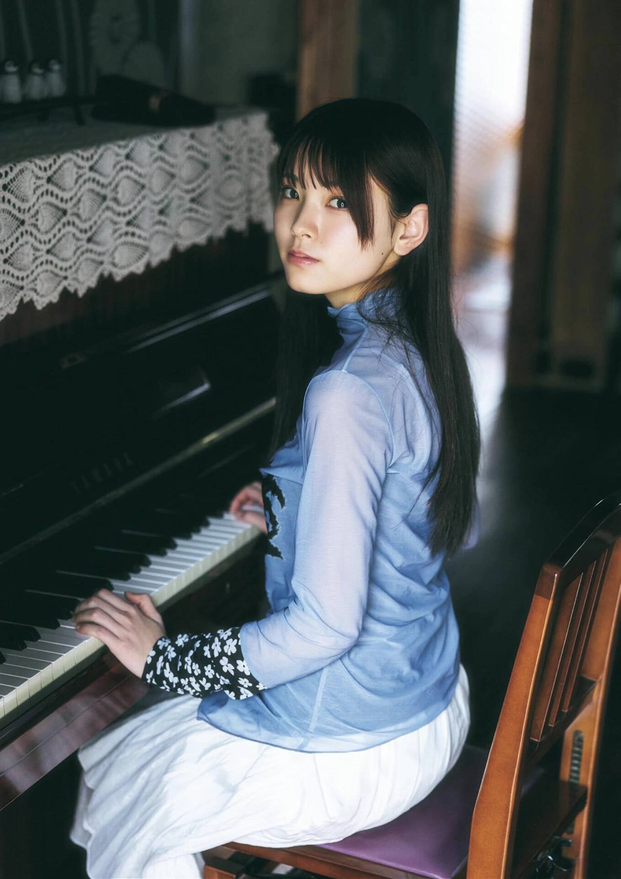 B.L.T. 2026.05 (ビー・エル・ティー 2026年5月号) – Urumi Morihira 森平麗心, Hitomi Hasegawa 長谷川稀未 - P2