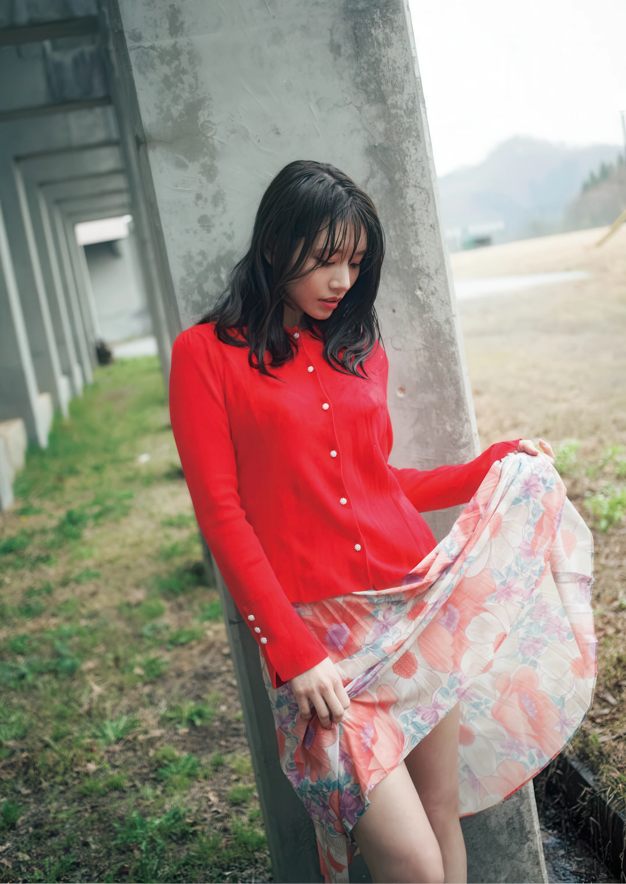 Saika Kawakita 河北彩伽, 写真集 増ページ デジタル特装版 『うたかたの花』 - P54