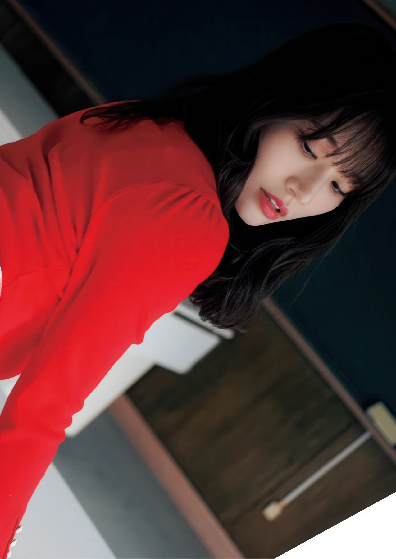 Saika Kawakita 河北彩伽, 写真集 増ページ デジタル特装版 『うたかたの花』 - P60