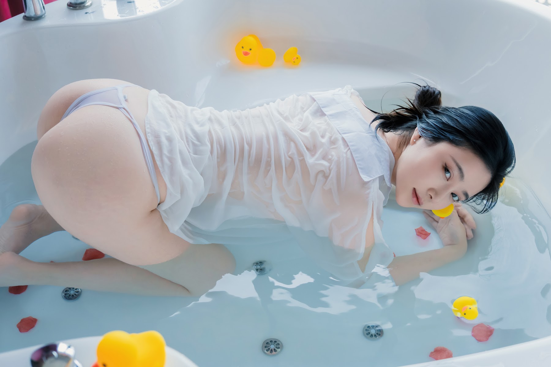 Coser@年年Nnian – 浴女 - P74