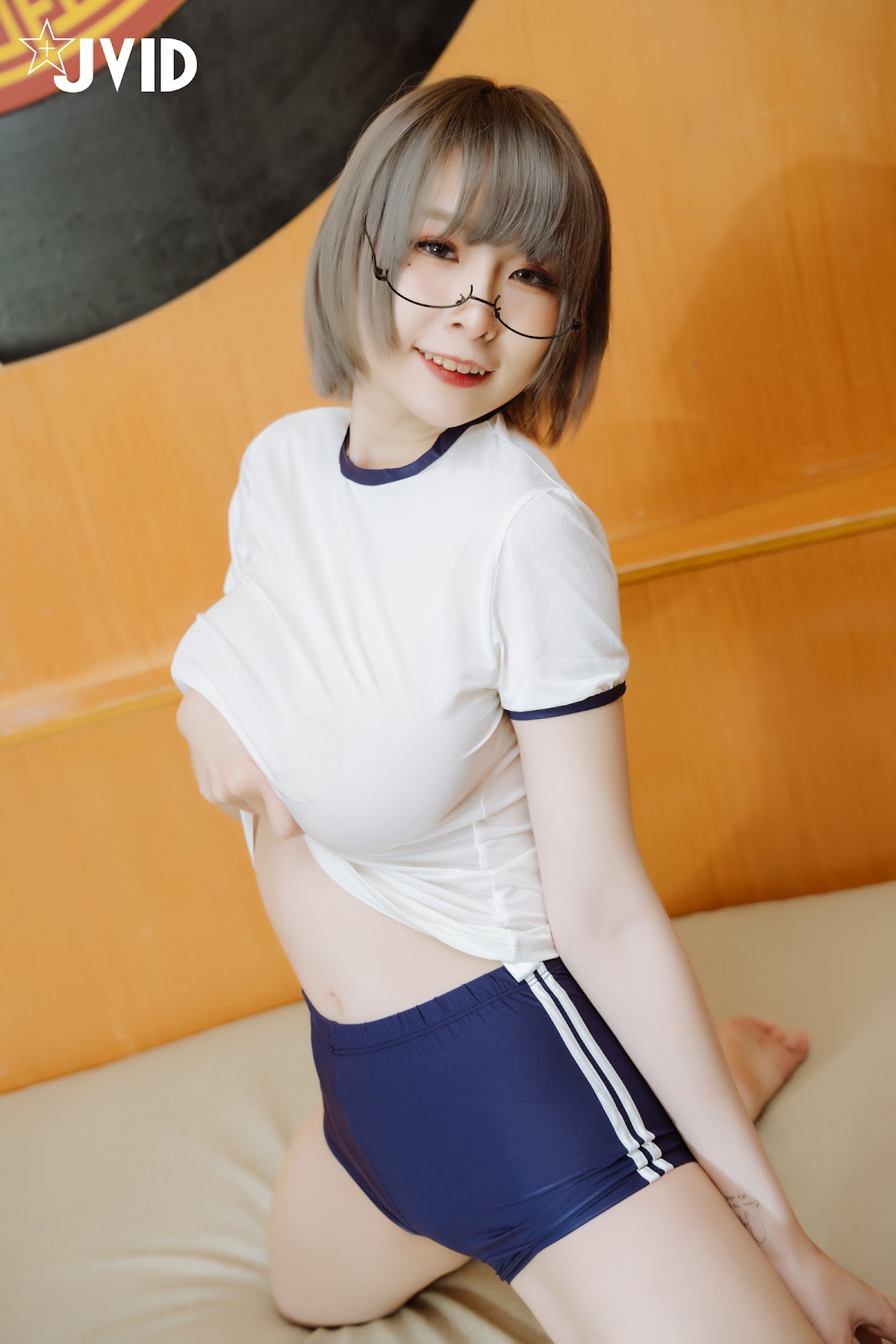 [JVID] 黎菲儿 & 黎葵司 – 双巨乳欧美日系两种风格一次拥有 - P9