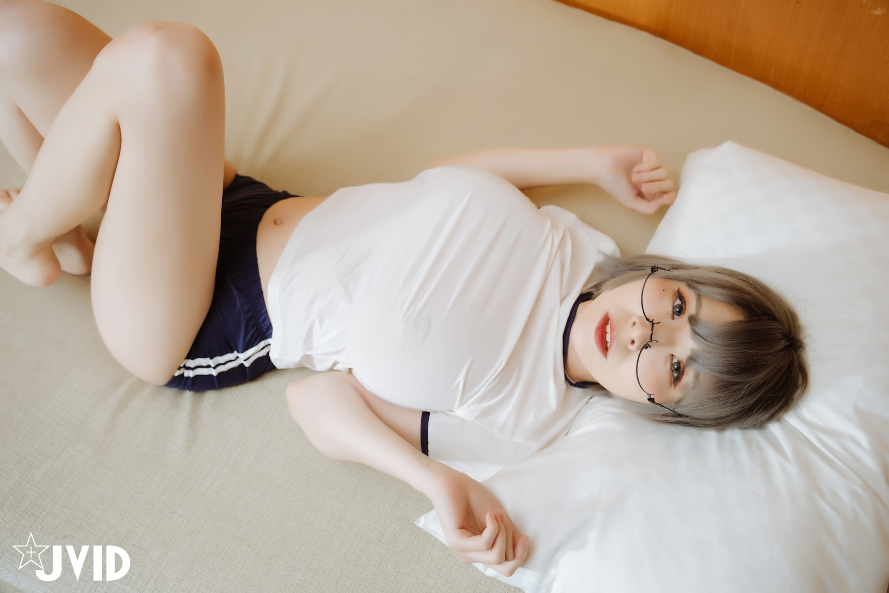 [JVID] 黎菲儿 & 黎葵司 – 双巨乳欧美日系两种风格一次拥有 - P15