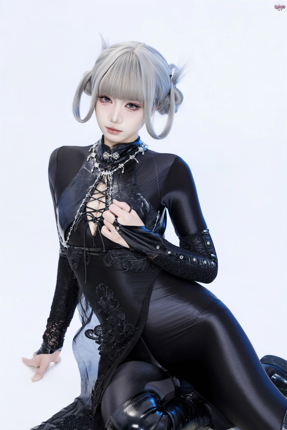 Cosplay 柒柒要乖哦 – 黑靡烟旗袍 - P15
