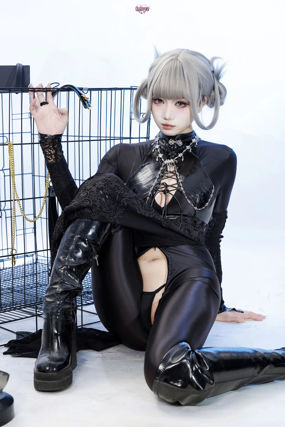 Cosplay 柒柒要乖哦 – 黑靡烟旗袍 - P34