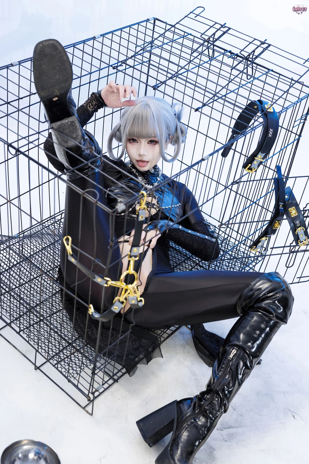 Cosplay 柒柒要乖哦 – 黑靡烟旗袍 - P46