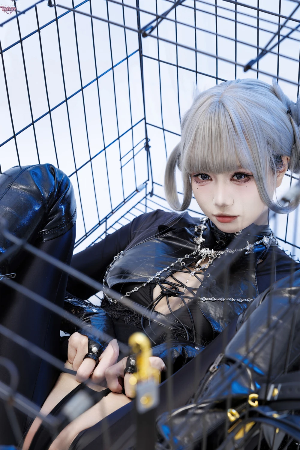 Cosplay 柒柒要乖哦 – 黑靡烟旗袍 - P49