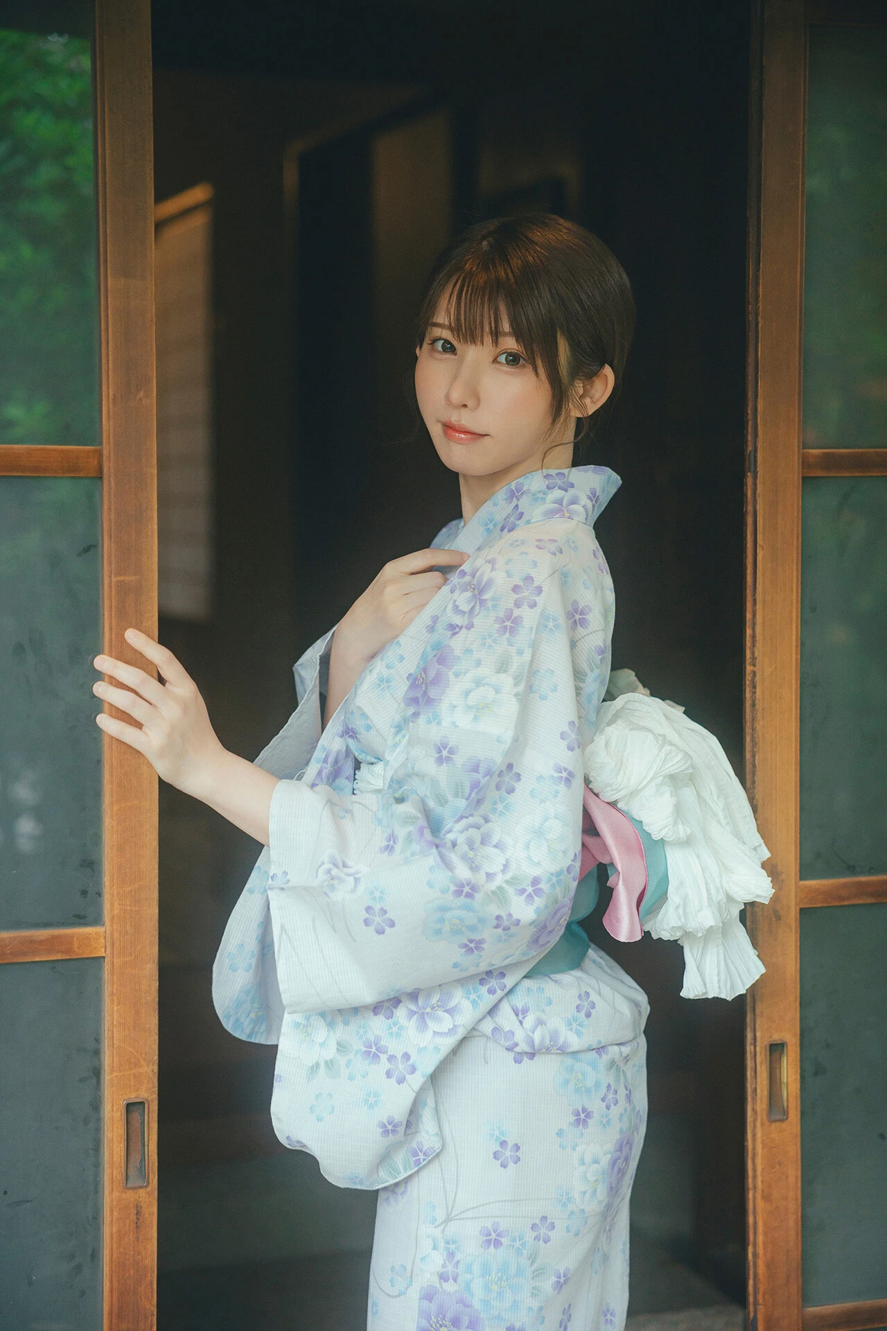 Enako えなこ, FLASHデジタル写真集 「あの夏の日を覚えてますか？」 - P3