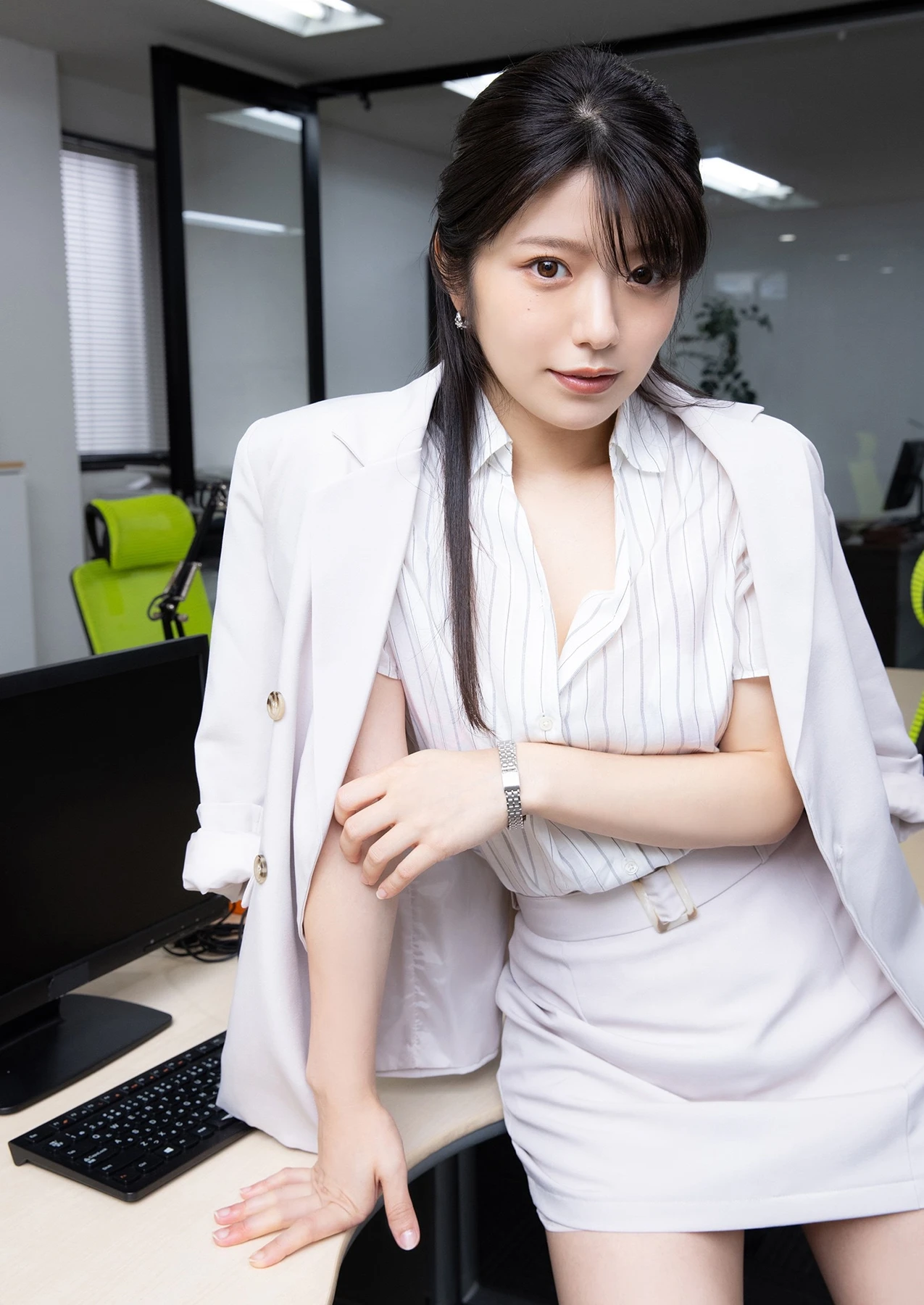 Kana Yamada 山田かな, デジタル限定 GJ 写真集 「…まだかな？」 - P8