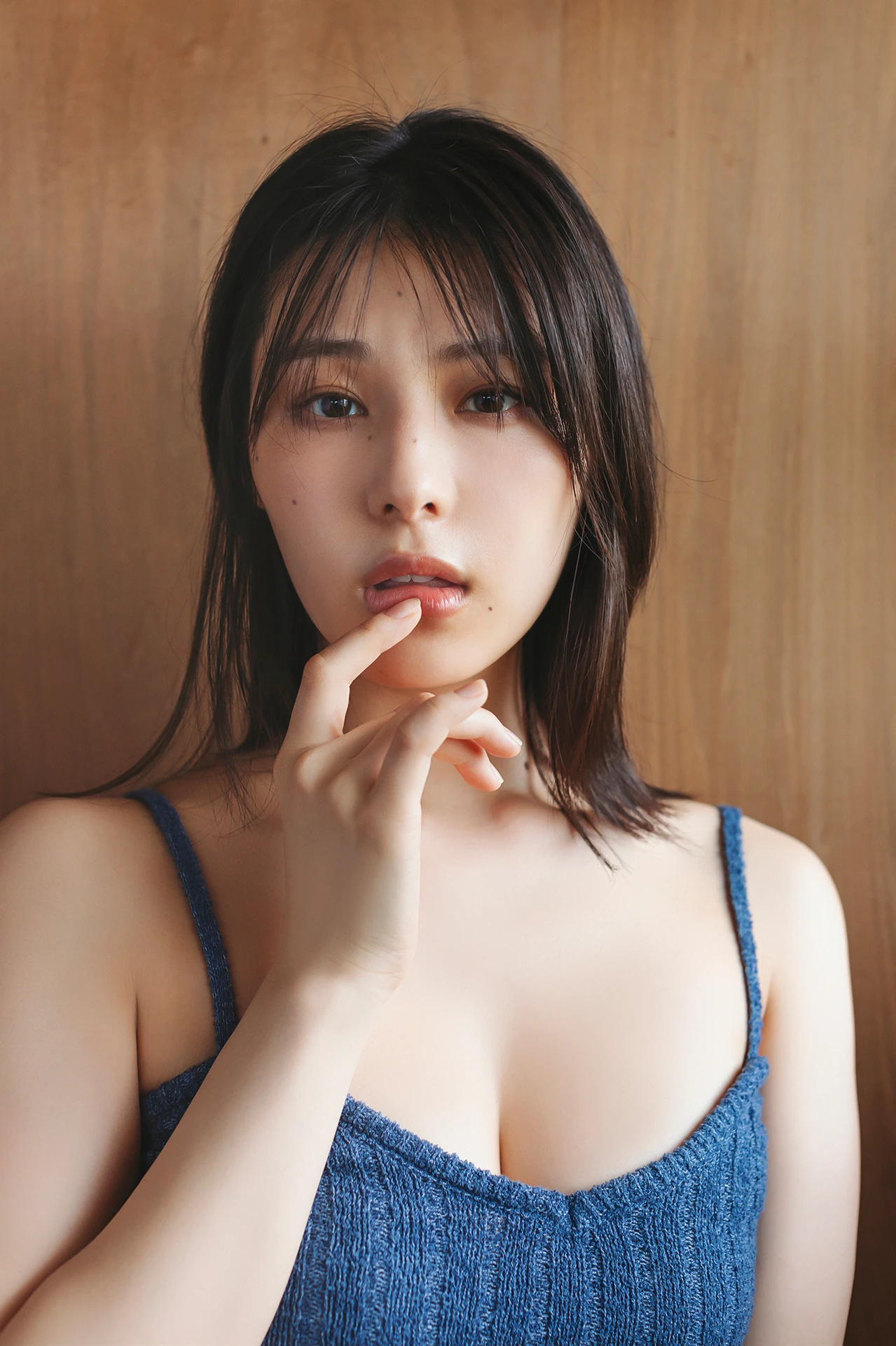 Iori Sagara 相楽伊織, ヤングチャンピオンデジグラ 「MADONNA」 - P62