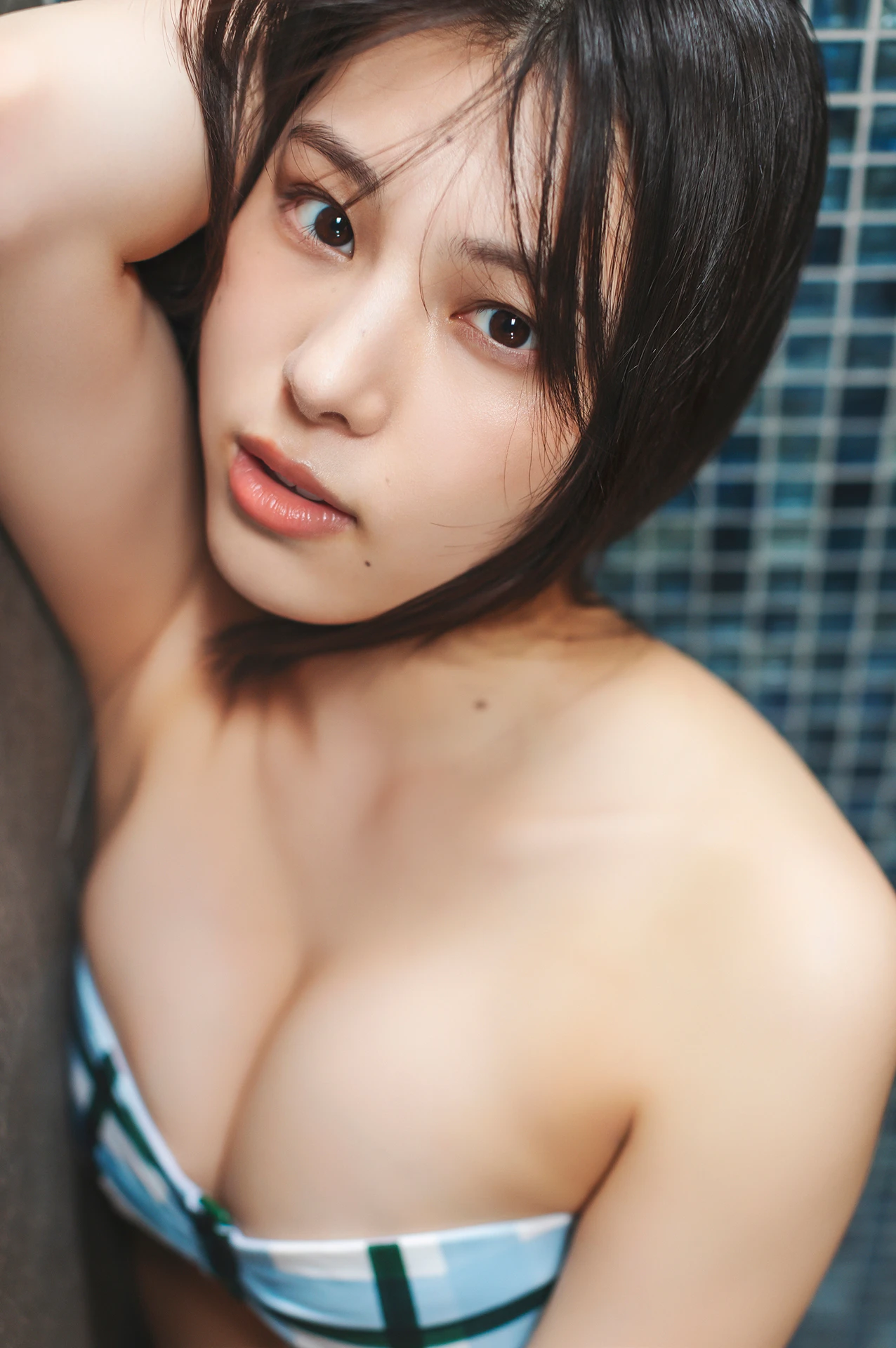 Iori Sagara 相楽伊織, ヤングチャンピオンデジグラ 「MADONNA」 - P72