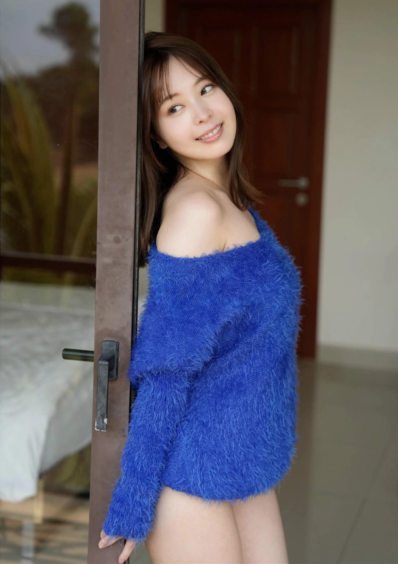Hinano Kuno 九野ひなの, ヌード写真集 「あいらしゅうて、ばりエッチ」 - P98