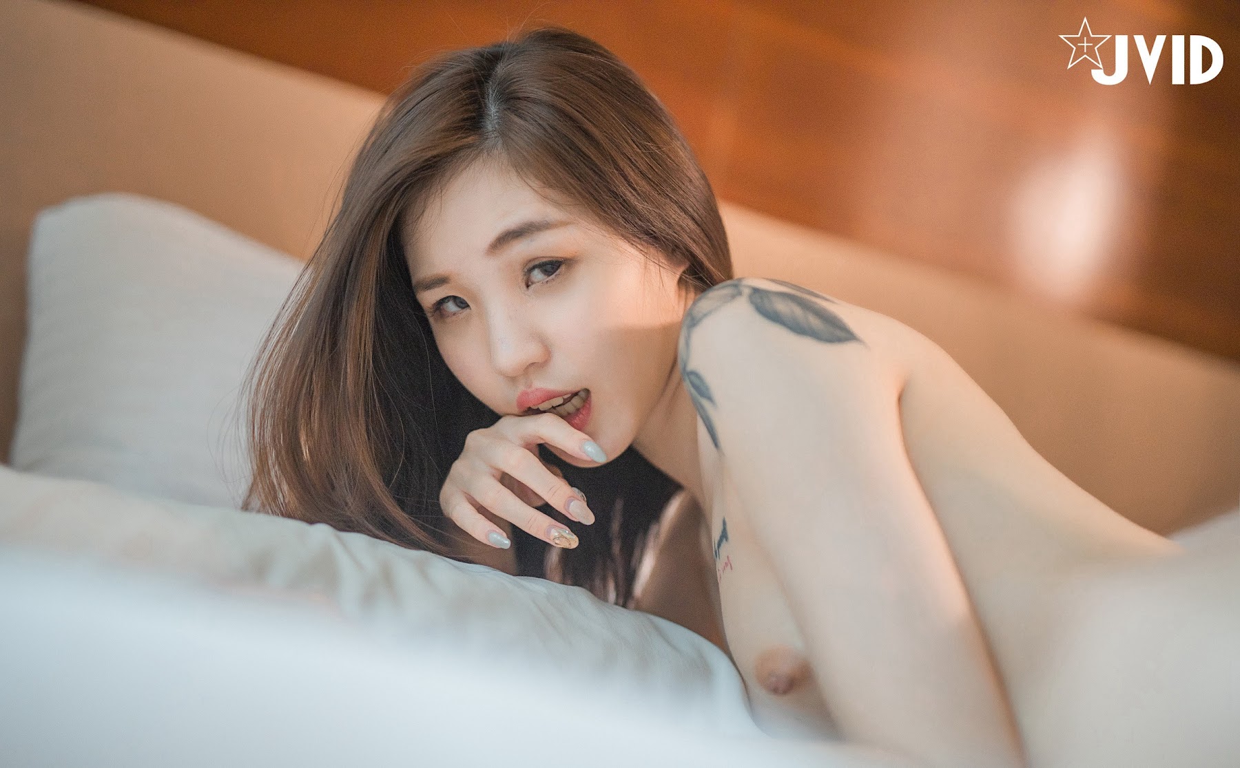 [JVID] Catlin – 高校初恋女生-运动后Sex-約打籃球-卻被好友偷約去旅館 - P132