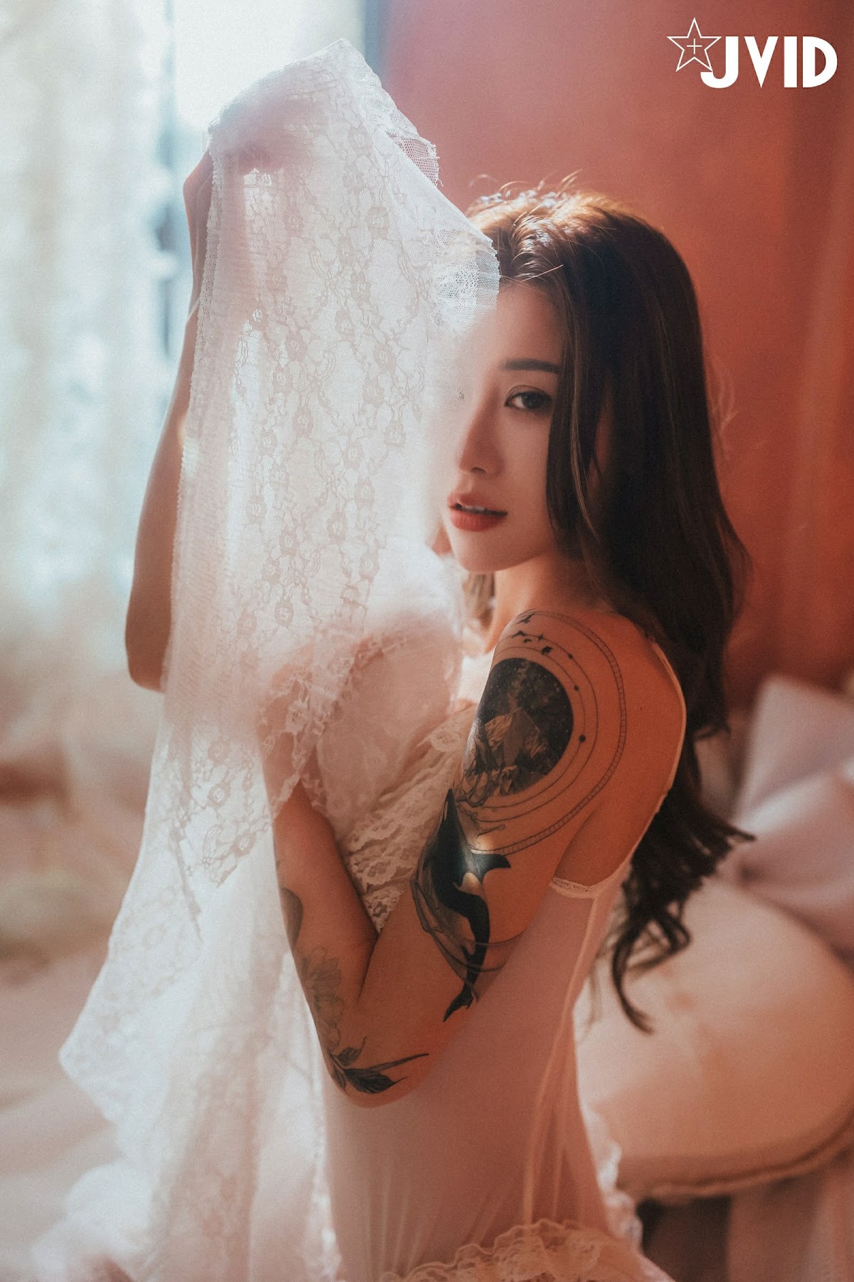 [JVID] Lara 雙囍 – 獨留的時光 與雙囍纏綿在浪漫花房的情緒與身體交流 - P55