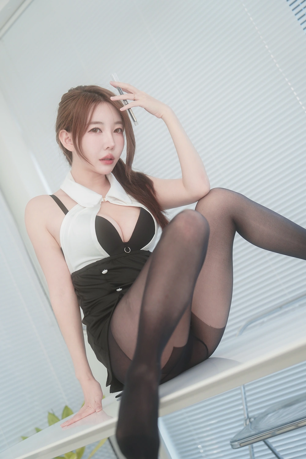 Dohee 도희, Photobook 「Sexy Office」 Set.02 - P17