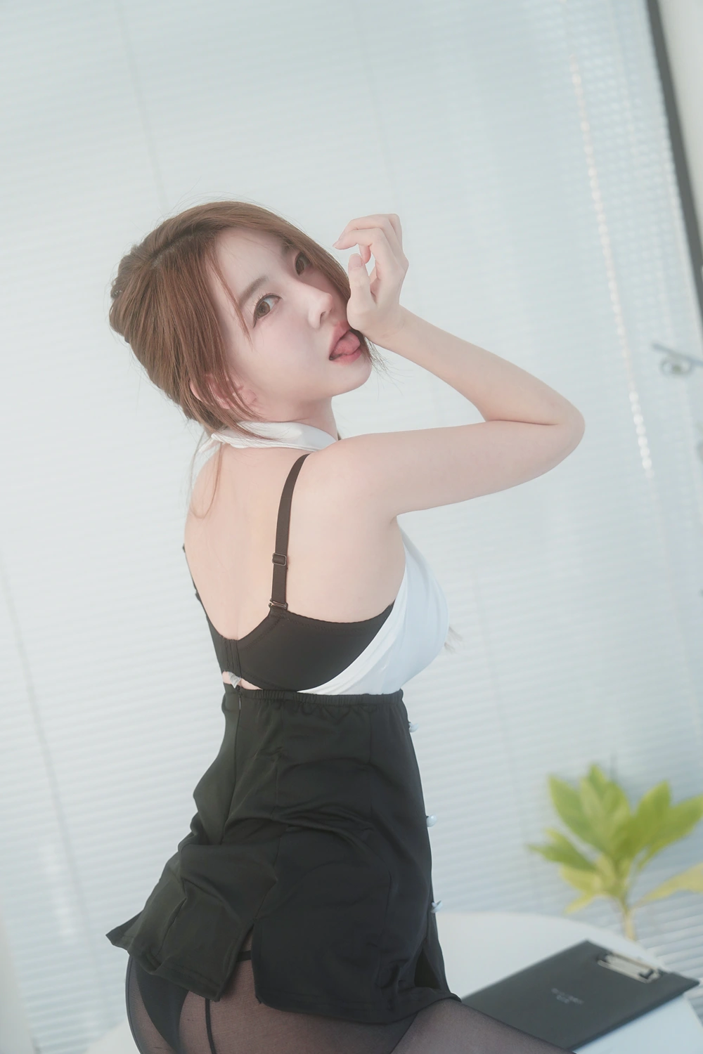 Dohee 도희, Photobook 「Sexy Office」 Set.02 - P22