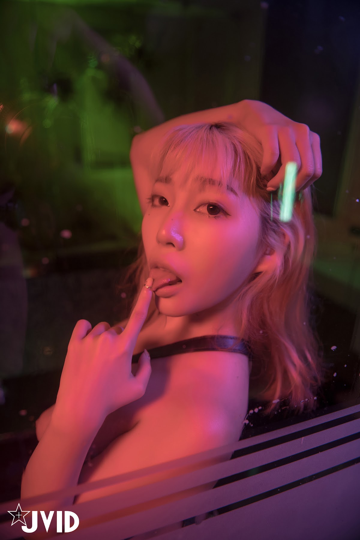 [JVID] Stacy – 摇曳的光影中被束缚的美女渐渐的穴湿了等妳来征服 - P10