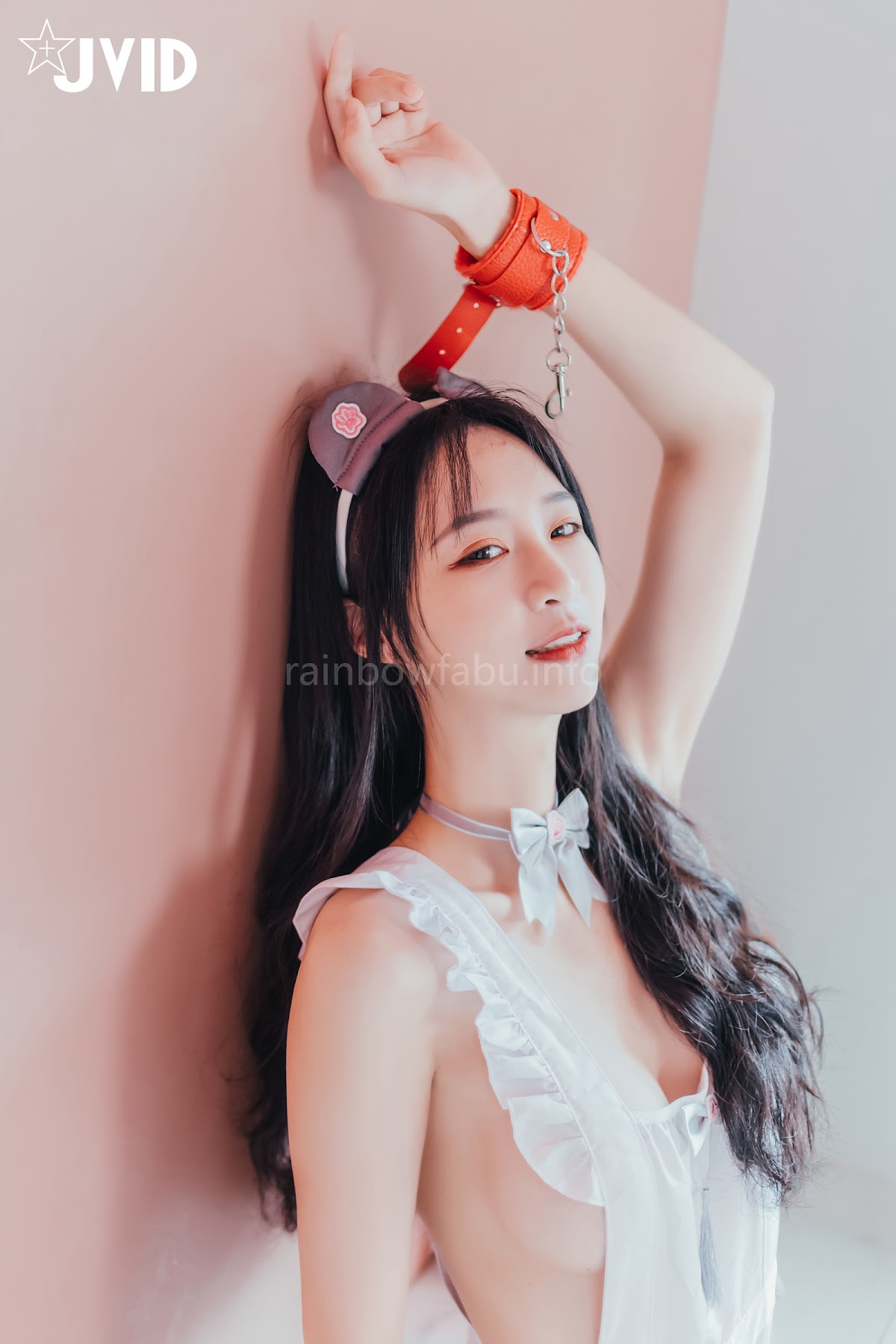 [JVID] Sunny小采緹 – 『開腿綑綁』過節寂寞難耐自己玩起來的Sunny小僕娘 - P67