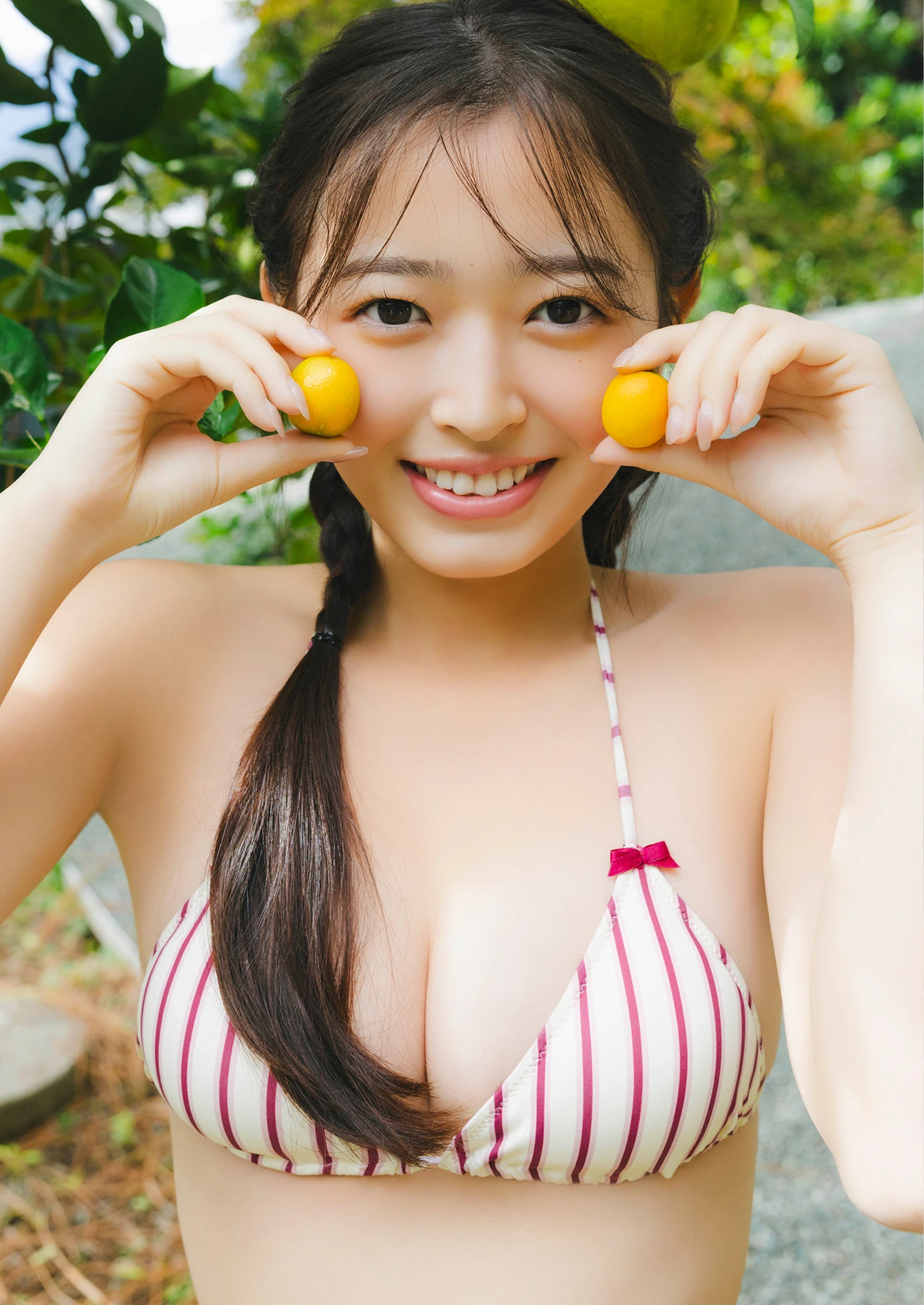 Koharu Kuroe 黒江こはる, 写真集 「キラキラ輝く瞳」 - P27