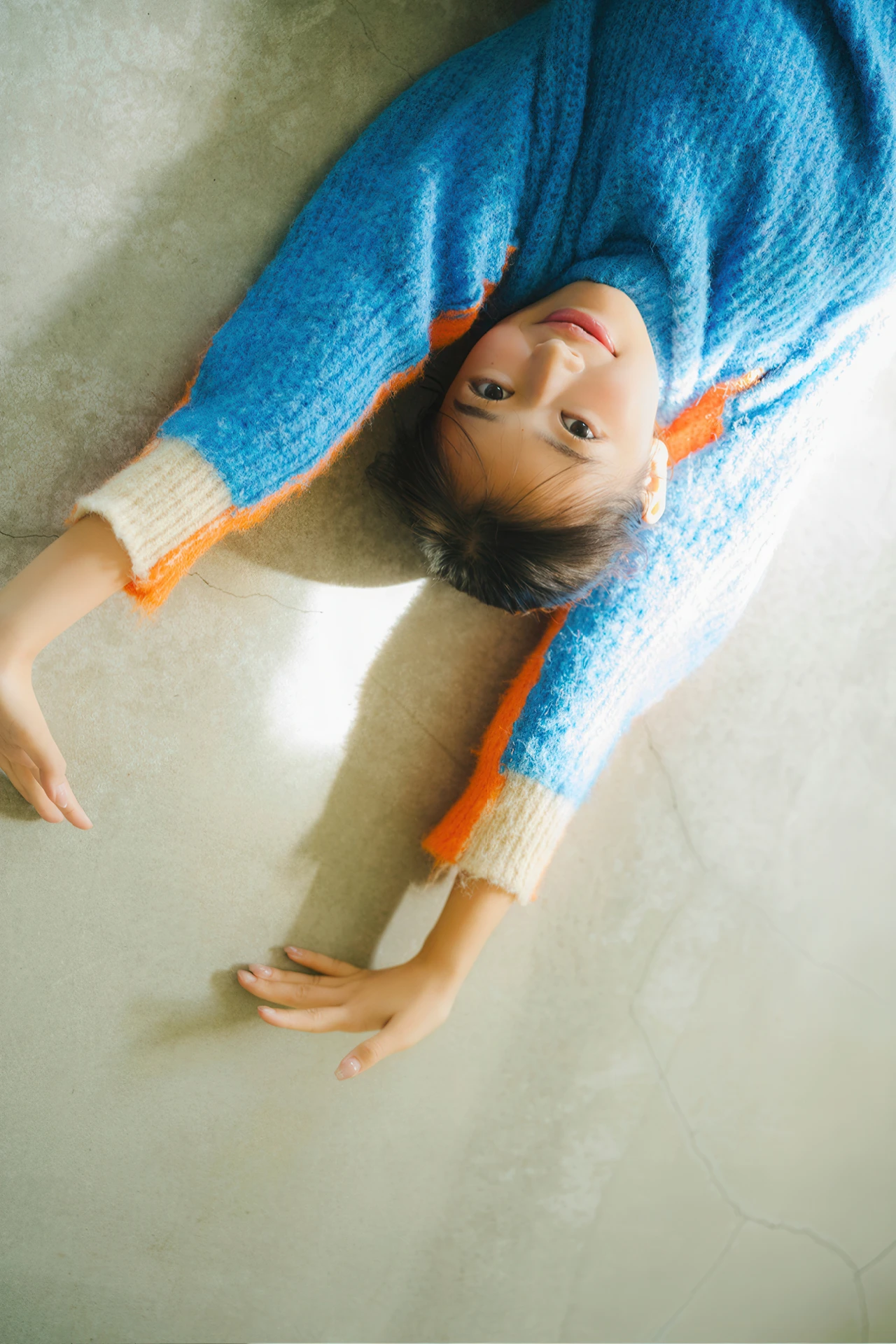 Koharu Kuroe 黒江こはる, 写真集 「キラキラ輝く瞳」 - P44