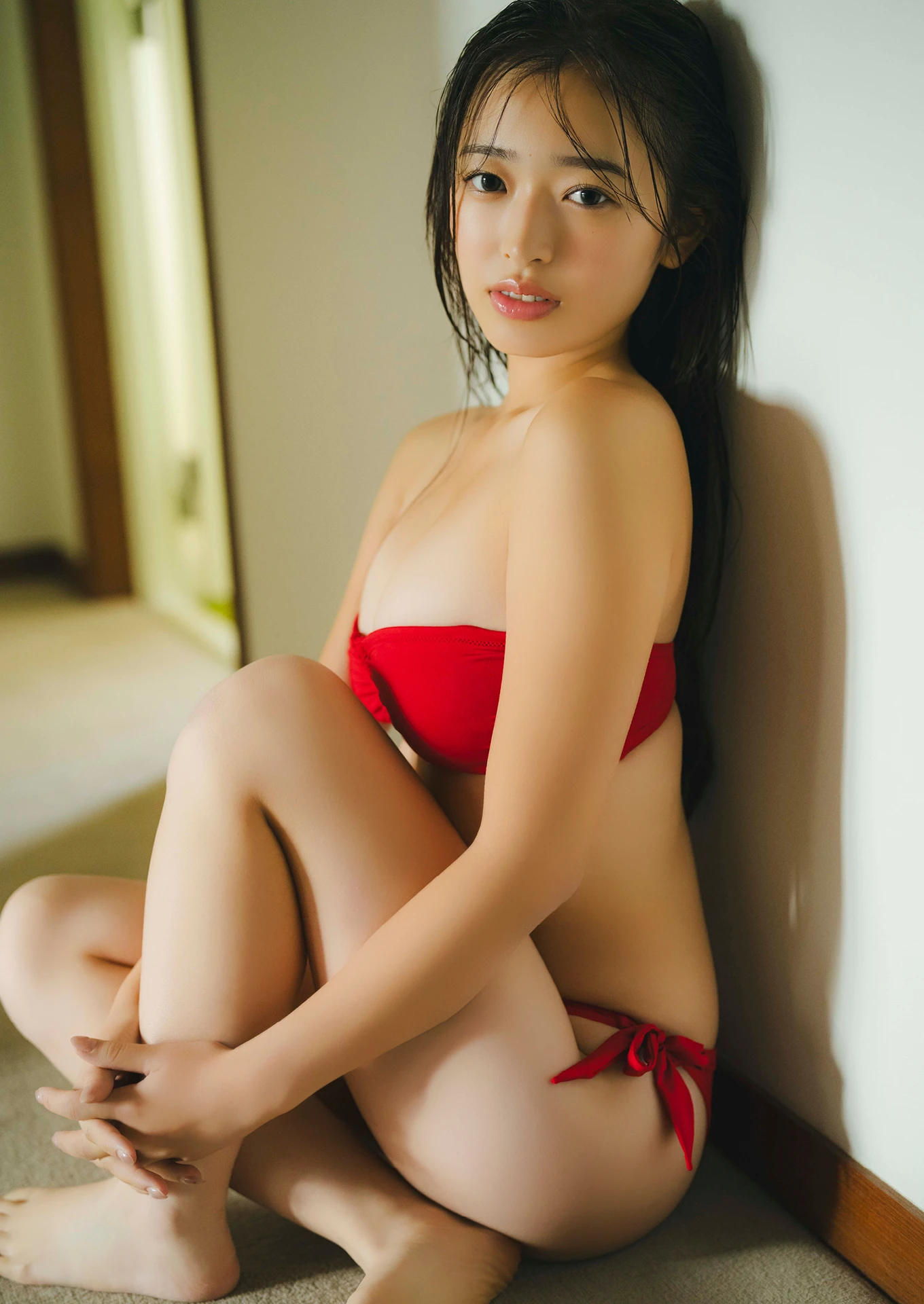 Koharu Kuroe 黒江こはる, 写真集 「キラキラ輝く瞳」 - P54