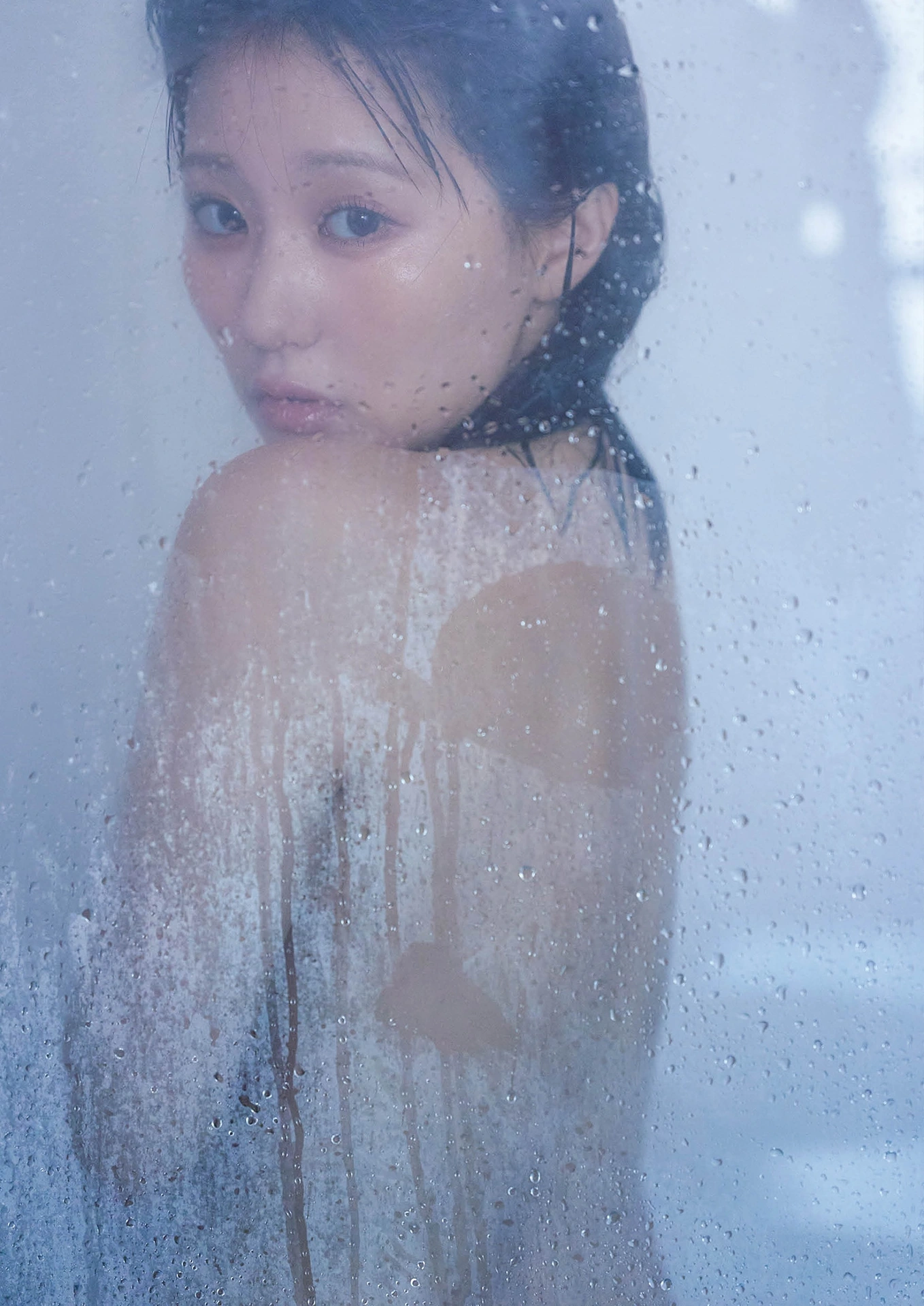 Miku Tanaka 田中美久, 写真集 「ぜんぶ、ほんと」 - P80