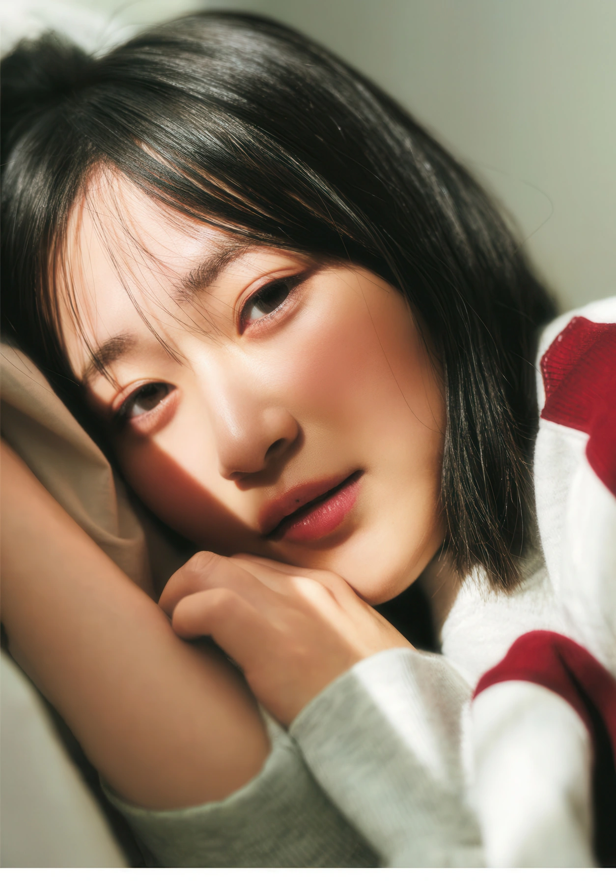 Rina Endo 遠藤璃菜, Miya Minato 湊みや, Young Dragon Age ヤングドラゴンエイジ 2026 Vol.33 - P26