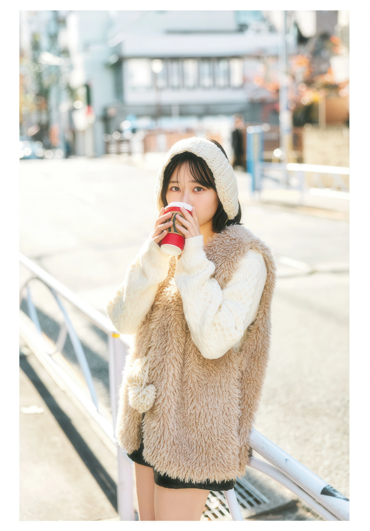 Rina Endo 遠藤璃菜, Miya Minato 湊みや, Young Dragon Age ヤングドラゴンエイジ 2026 Vol.33 - P32