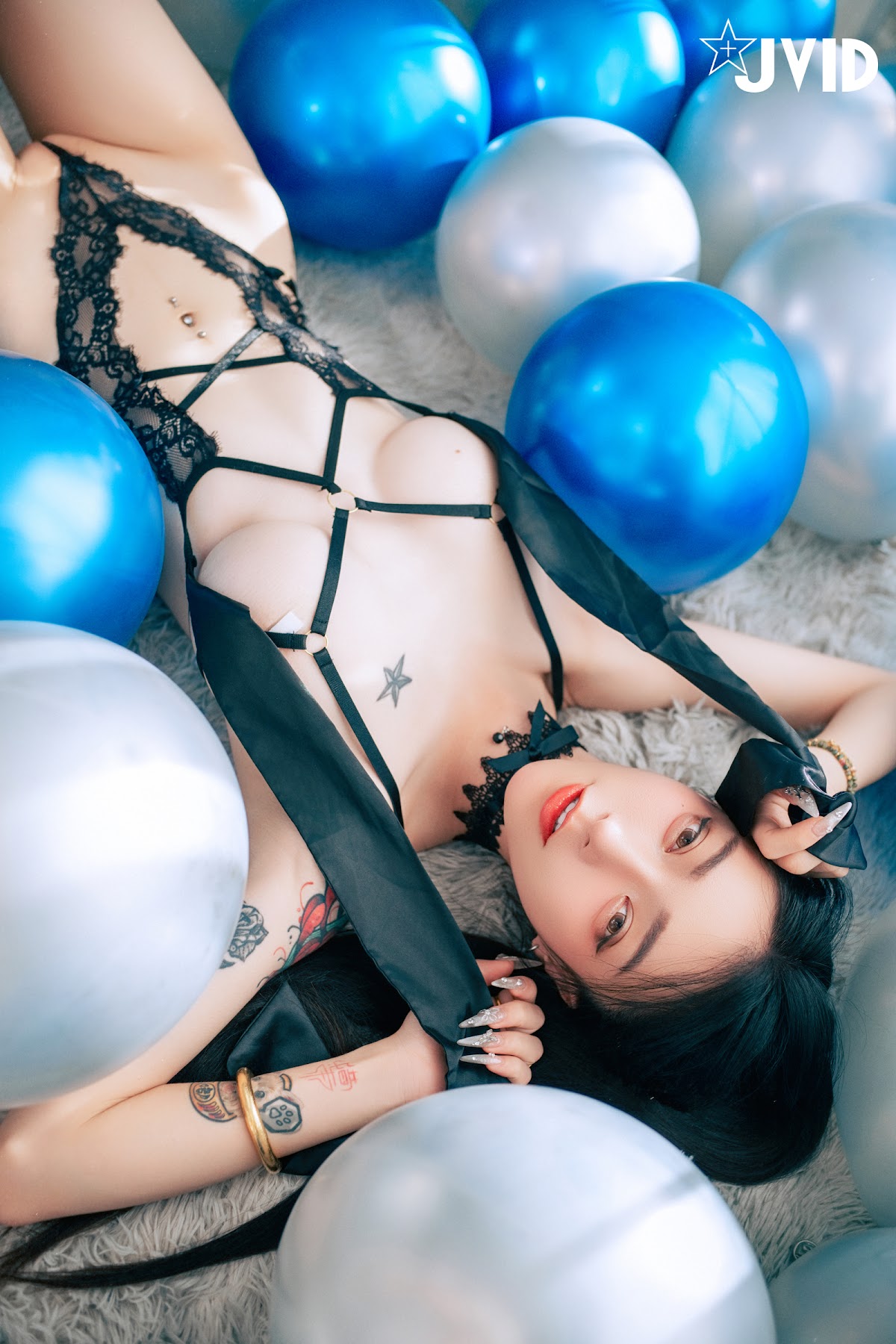 [JVID] 飄飄哥 – 【最狂尺度生日特輯／極細丁無膚膠】色色の裸體生日趴－飄飄🎂慶生被脫光光塗抹奶油😳超細線丁無膚膠擠出誘人駱駝蹄🔥屁股翹高背後位視角超色慾🎬超誘人裸體奶油慶生影片熱映中 - P175