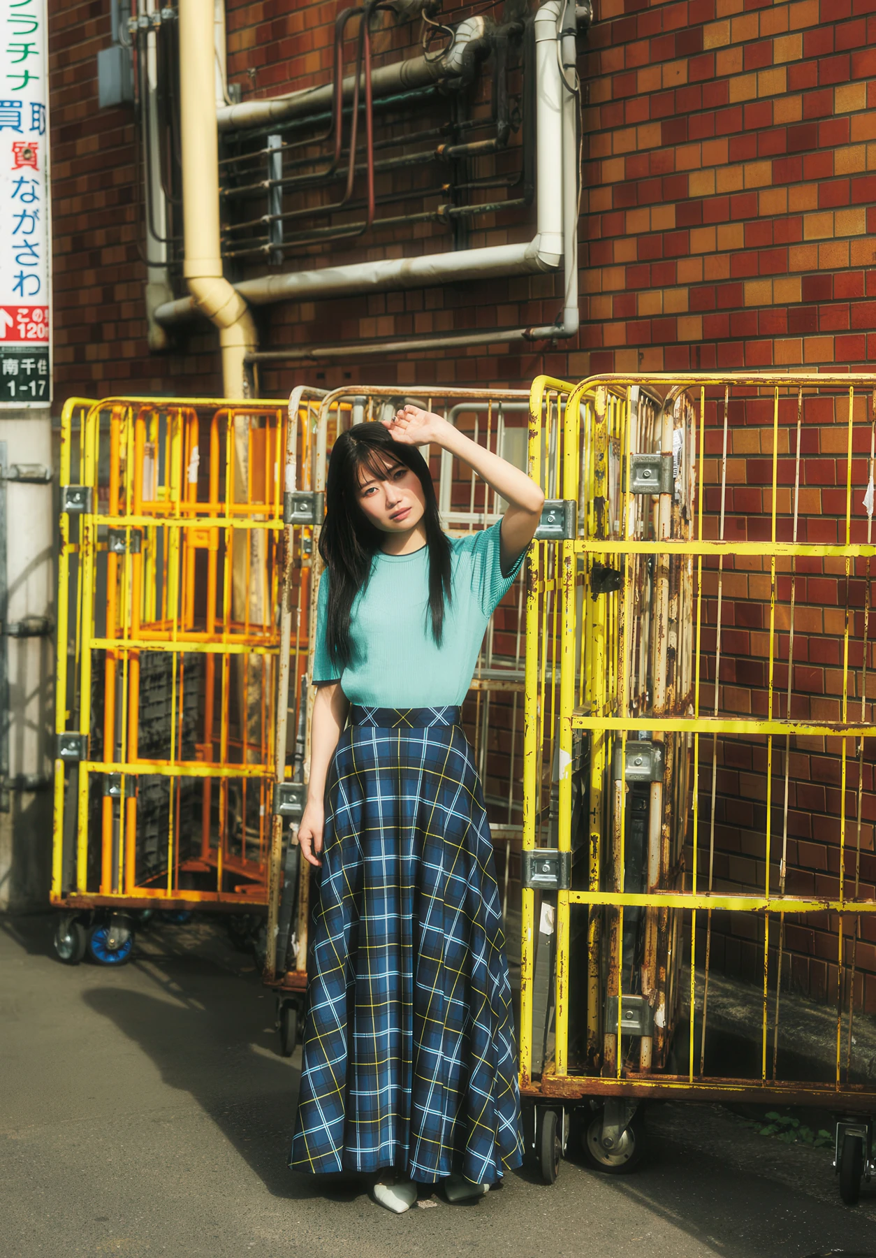 Miu Miyake 三宅美羽, Nao Ojika 小鹿なお, Young Dragon Age ヤングドラゴンエイジ 2026 Vol.34 - P33