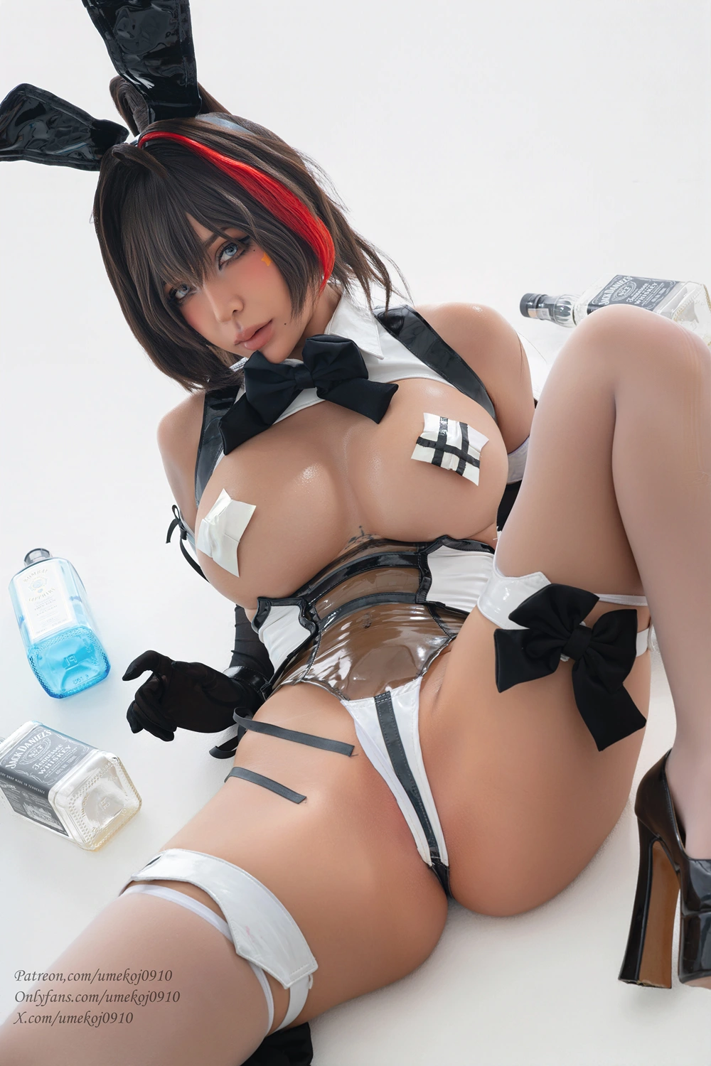 Cosplay Umeko.J – Bay Radiant Rabbit NIKKE - P39