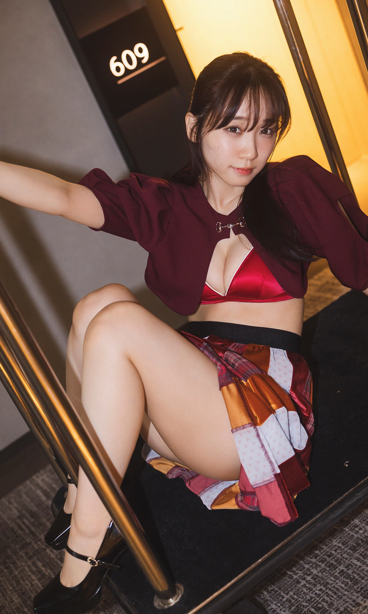 Moe Iori 伊織もえ, 週プレ Photo Book 「台湾旅情日記～prologue～」 - P8