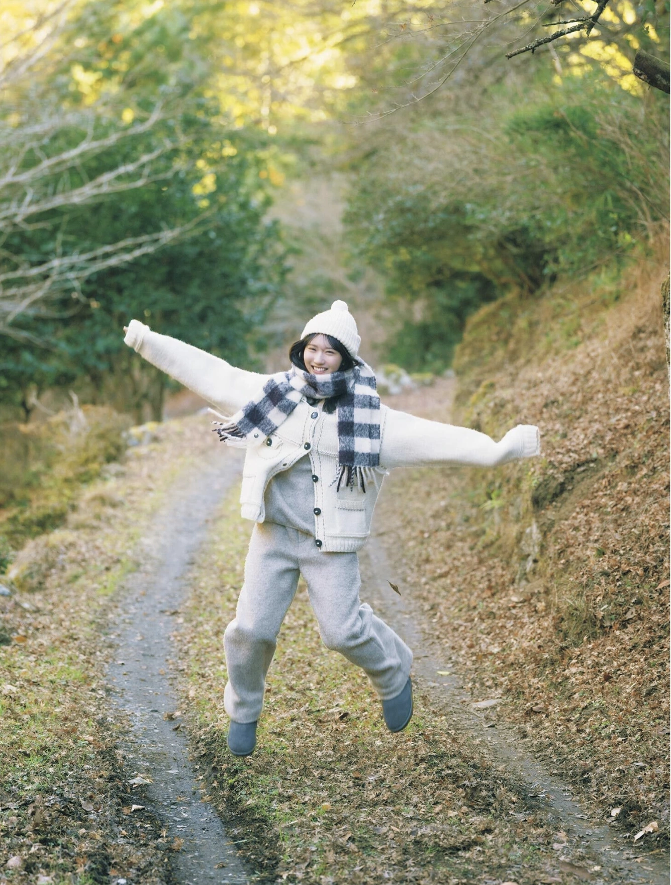 Kaho Fujishima 藤嶌果歩, B.L.T. 2026.02 (ビー・エル・ティー 2026年2月号) - P6