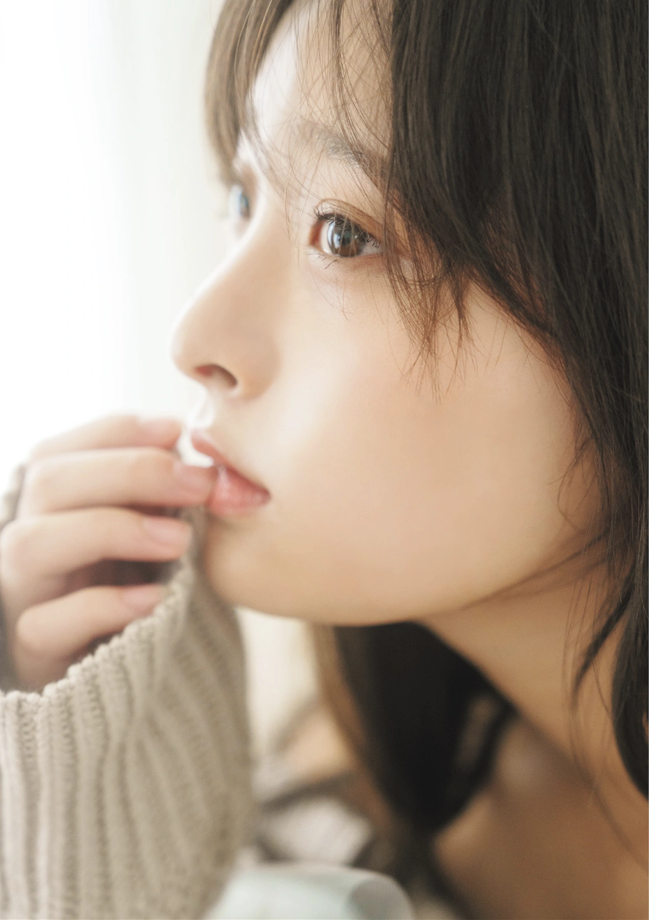 Misaki Sawa 沢美沙樹, Coco 瑚々, GIRLS Graph.010 - P5