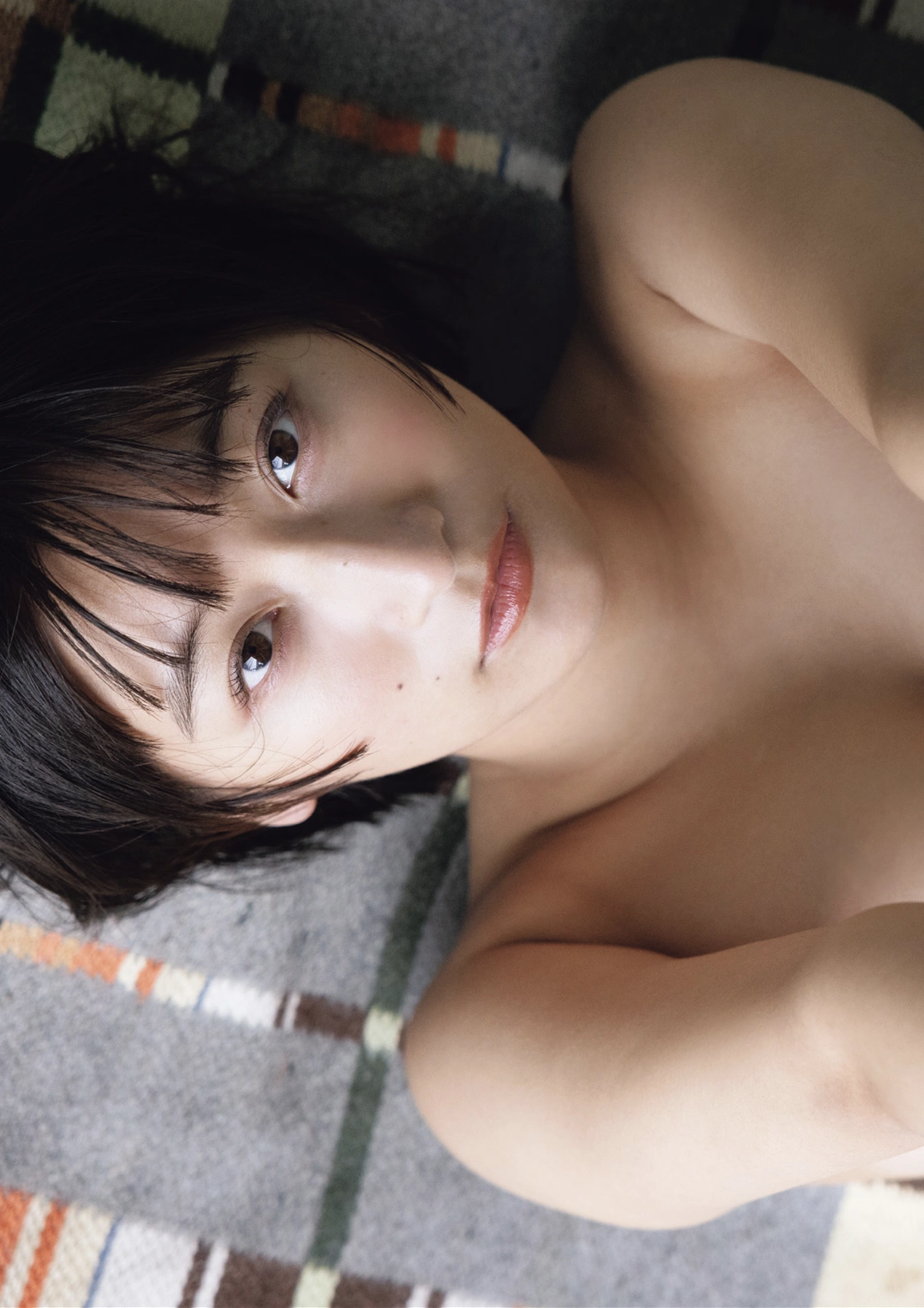 Ina Enohara 榎原依那, GIRLS Graph.010 - P22