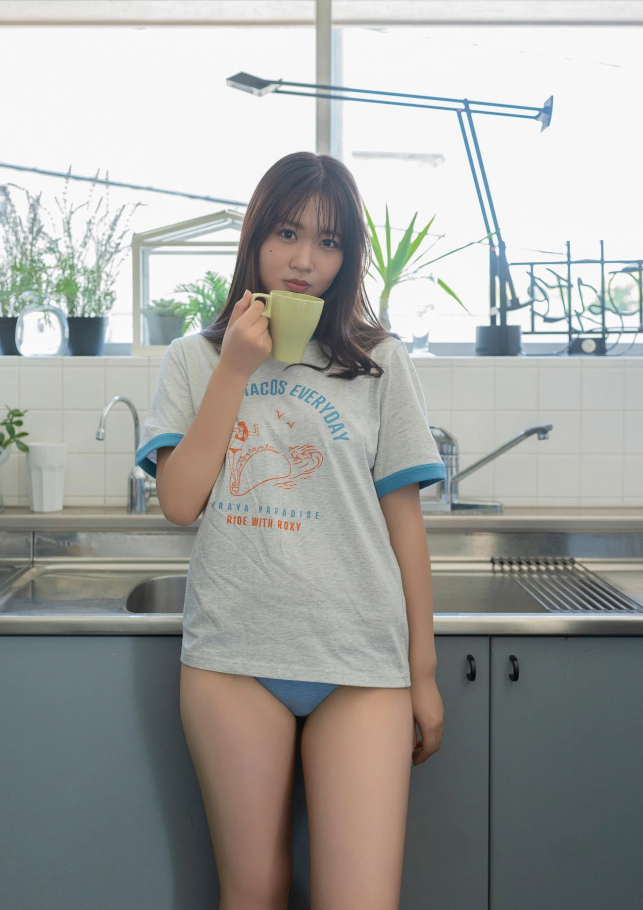 Minami Miyuka 南みゆか, BOMBデジタル写真集 『気まぐれな果実』 - P4