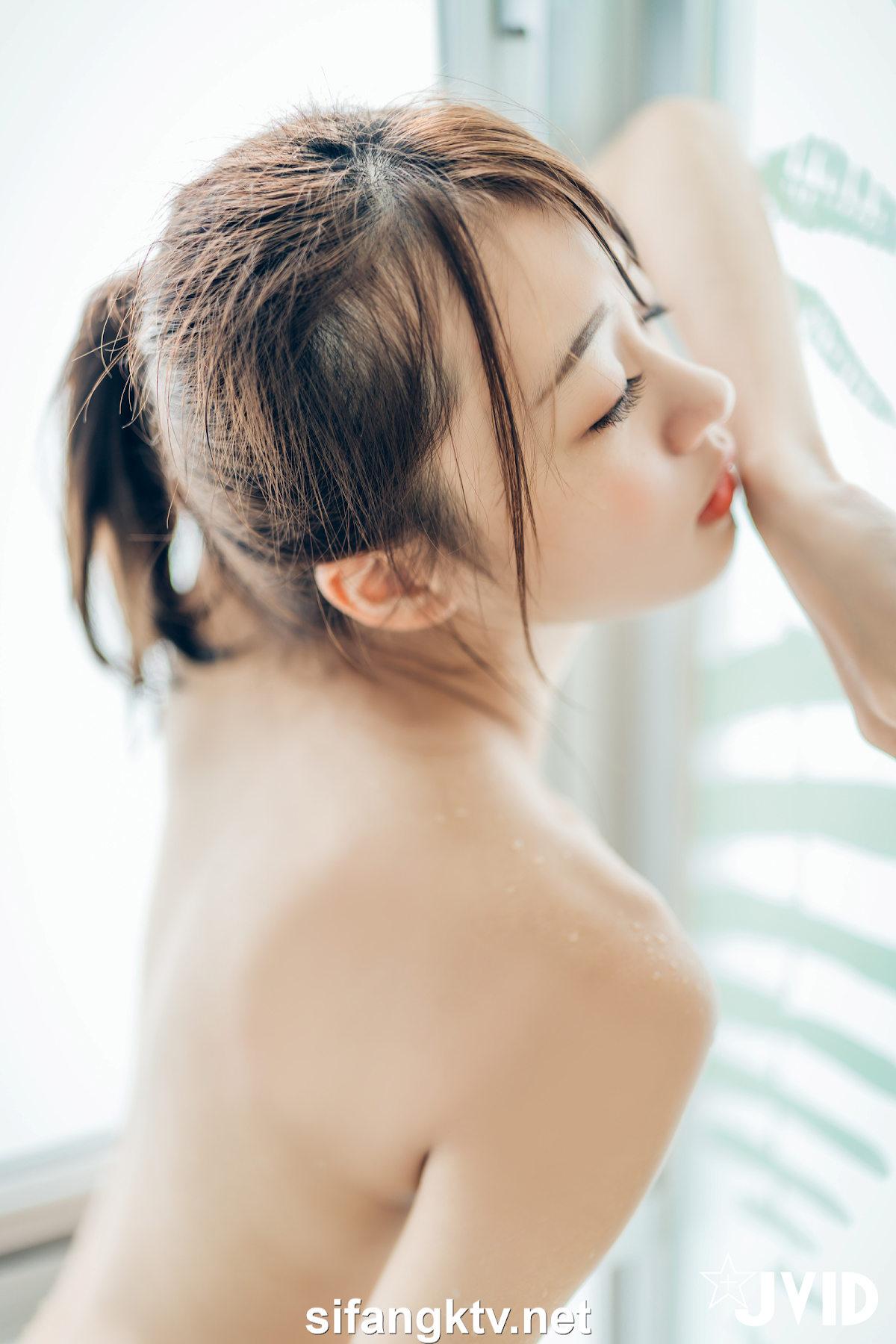 [JVID] 妍妍 Angel – 妍妍小寶寶 來餵她喝奶吧❤️! 還有透絲透點裝 潤滑絲襪💦 - P17