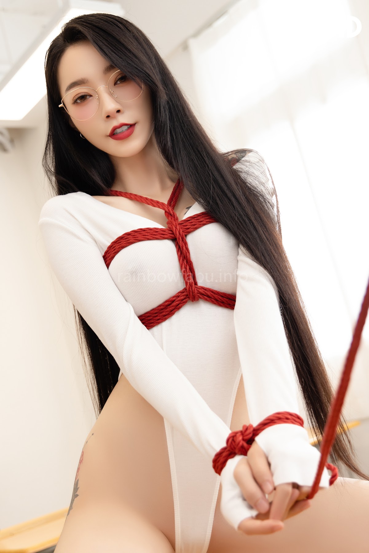 [JVID] 飄飄哥 – 超敏感ドM女教師《飄飄哥》緊縛調教初体験 Teacher thirst for shibari - P1