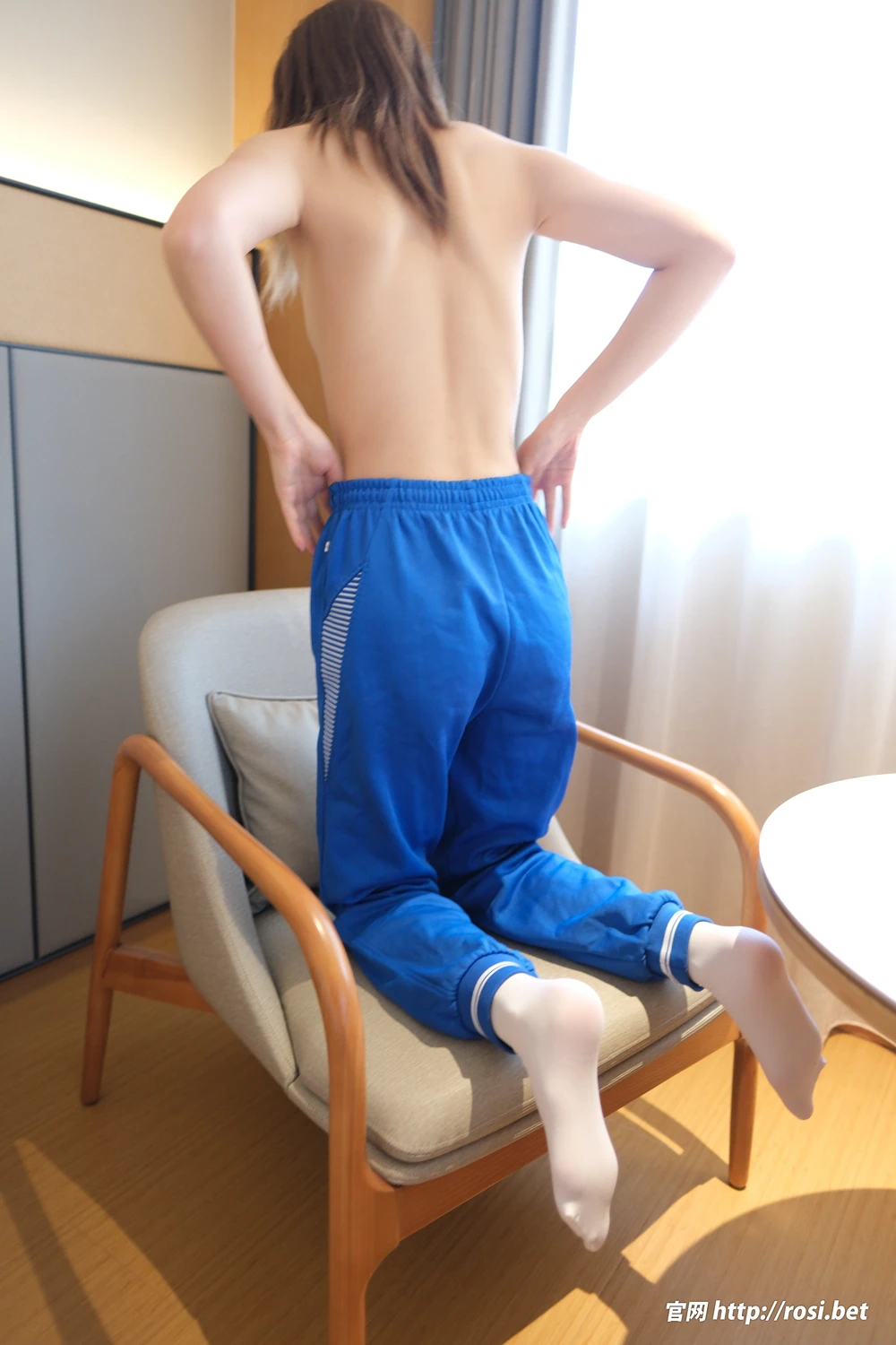 ROSI写真 2025.11.18 No.5097 - P19