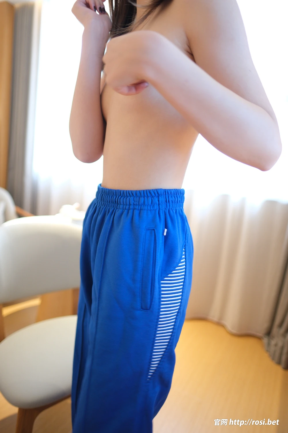 ROSI写真 2025.11.18 No.5097 - P5