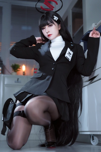 Cosplay 半半子Banbanko – 碧蓝档案 调月莉音